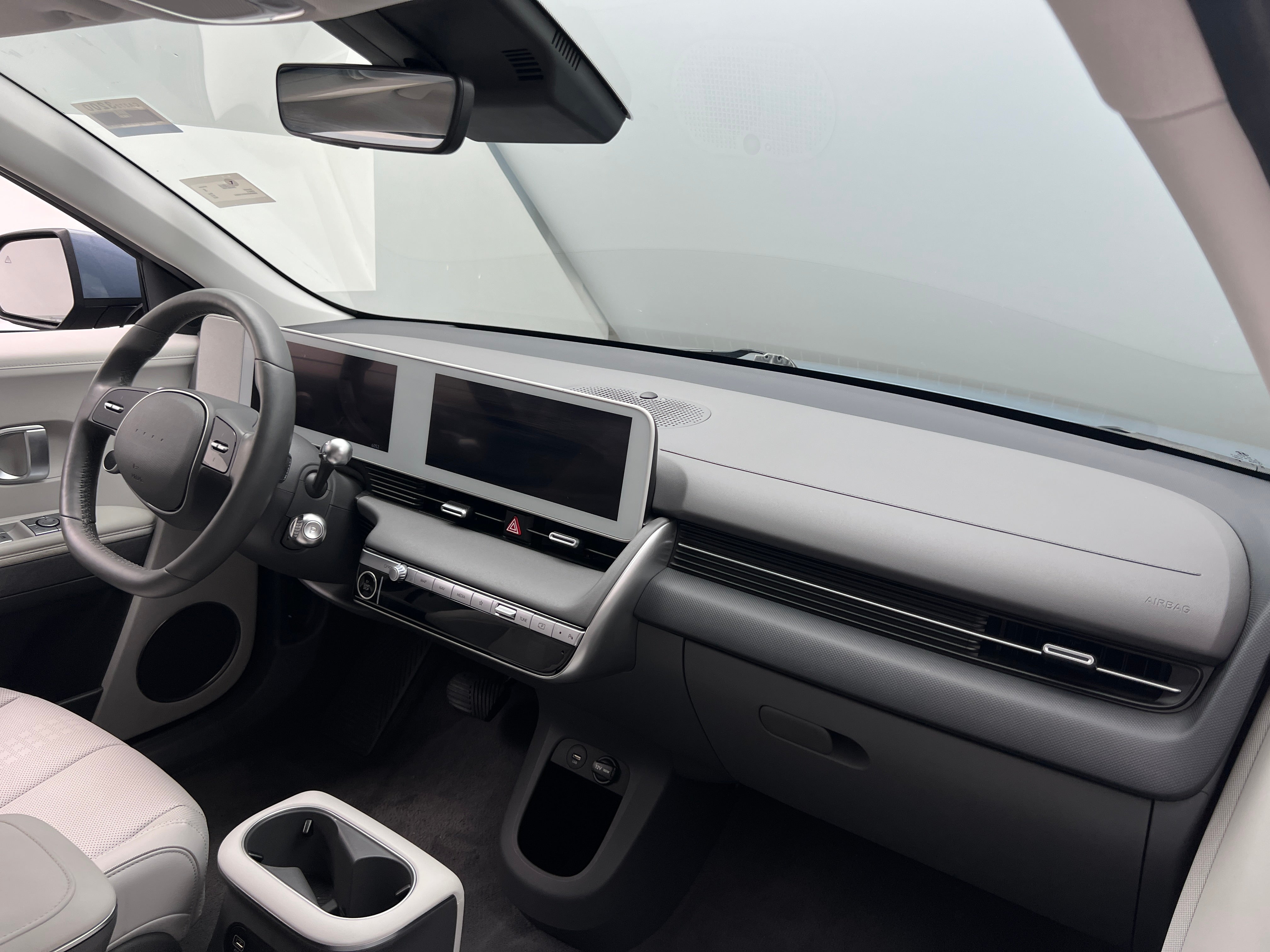Thumbnail: 2023 Hyundai Ioniq 5 - 2