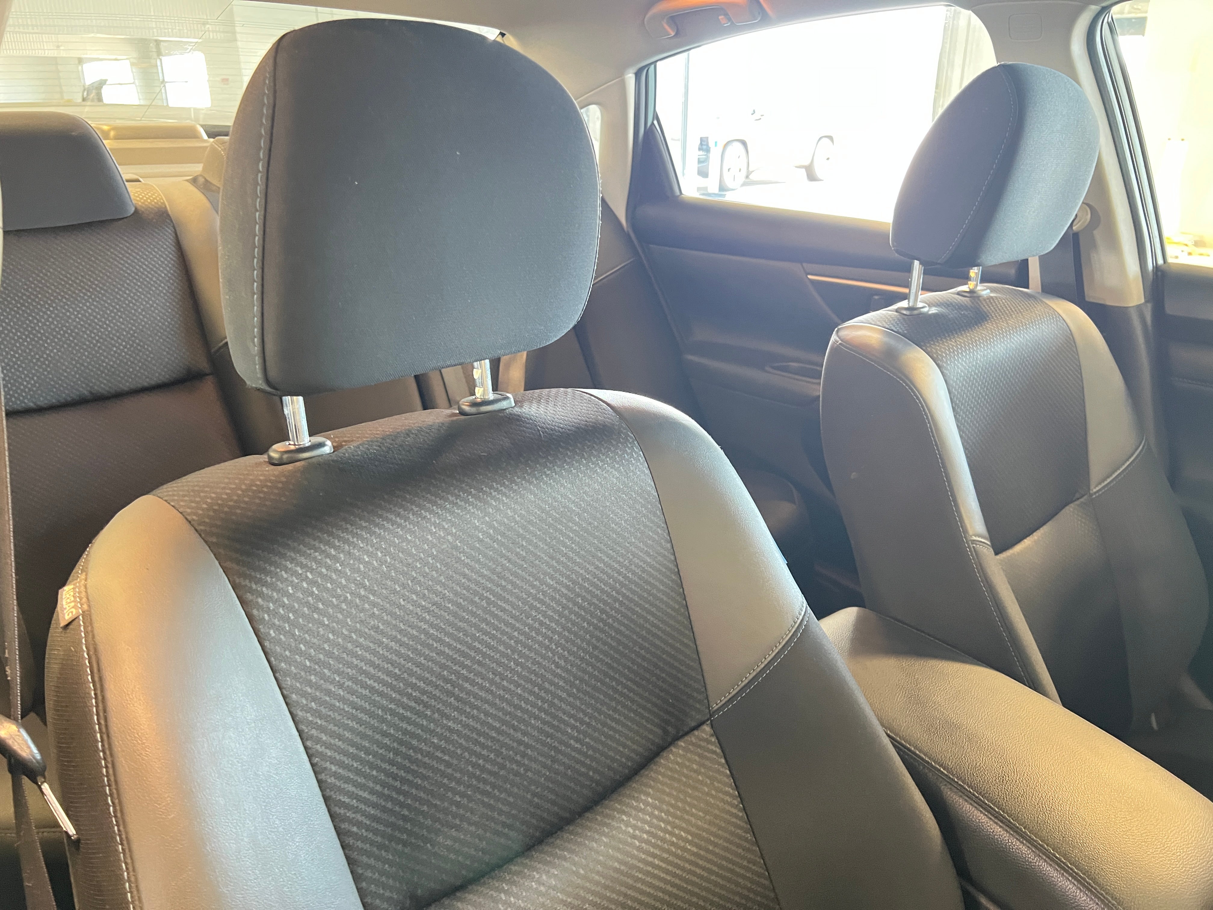 2016 Nissan Altima SR 2