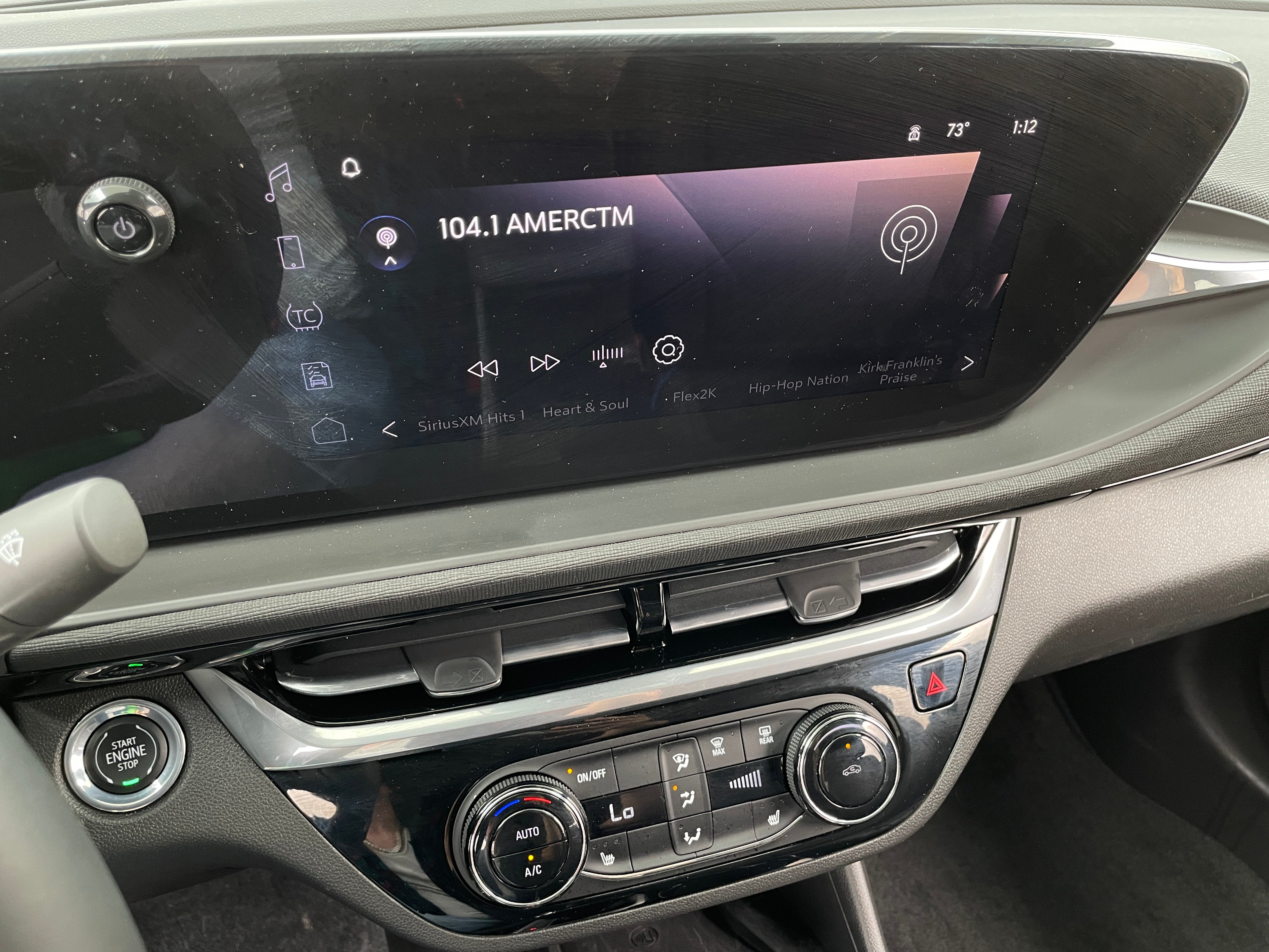 2024 Buick Envista Sport Touring 3