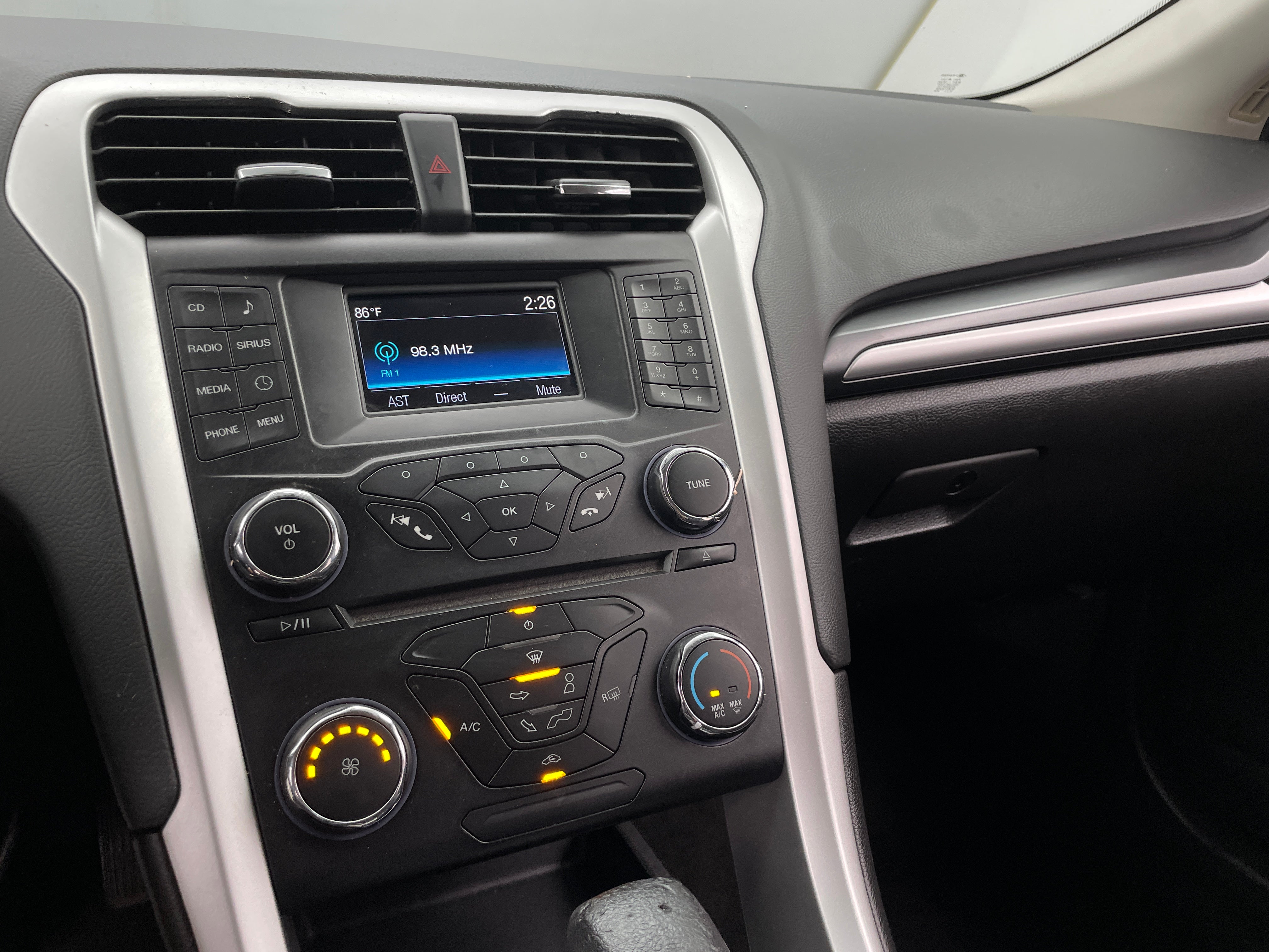 2014 Ford Fusion SE 4