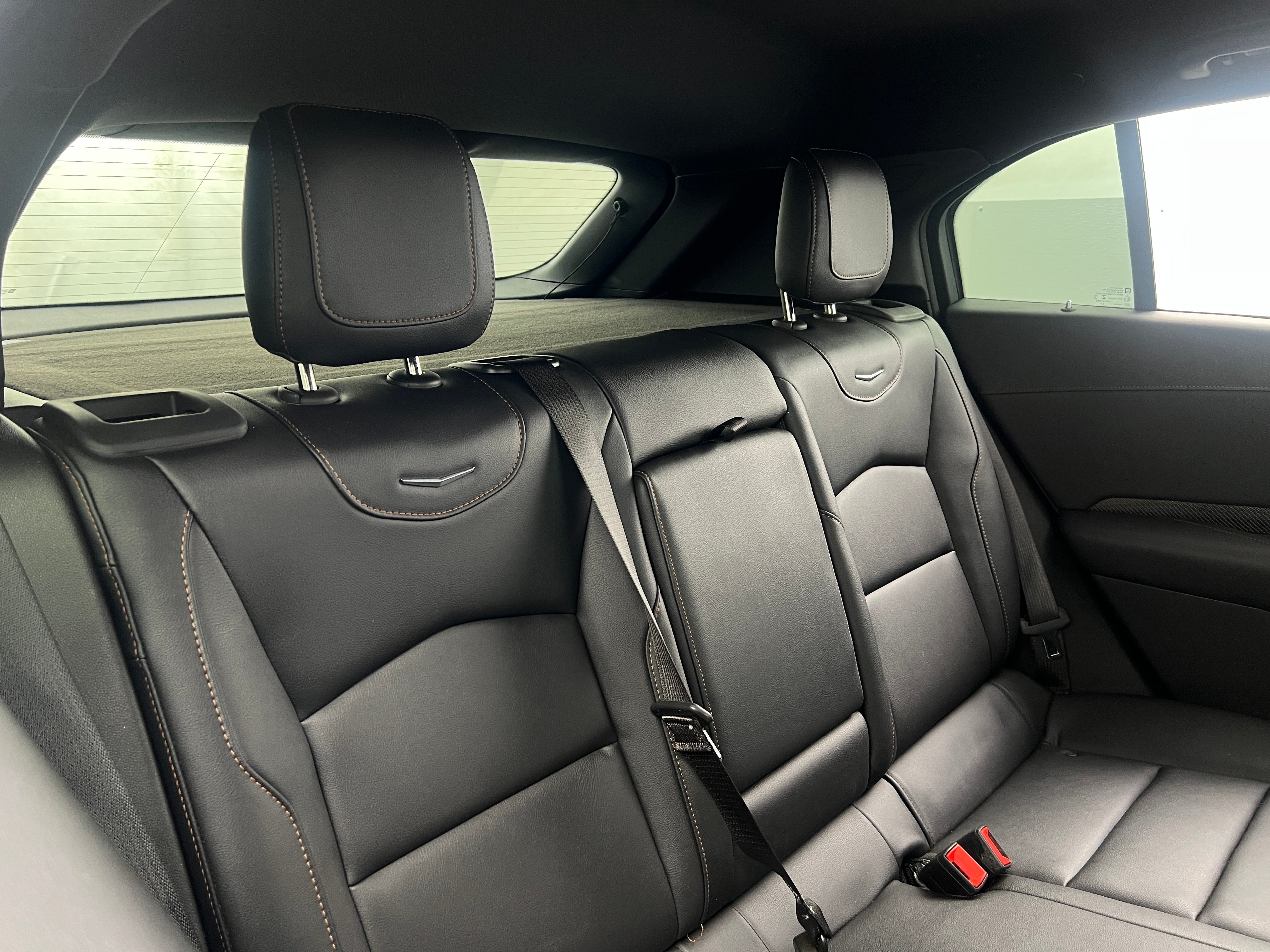 Thumbnail: 2023 Cadillac XT4 - 5