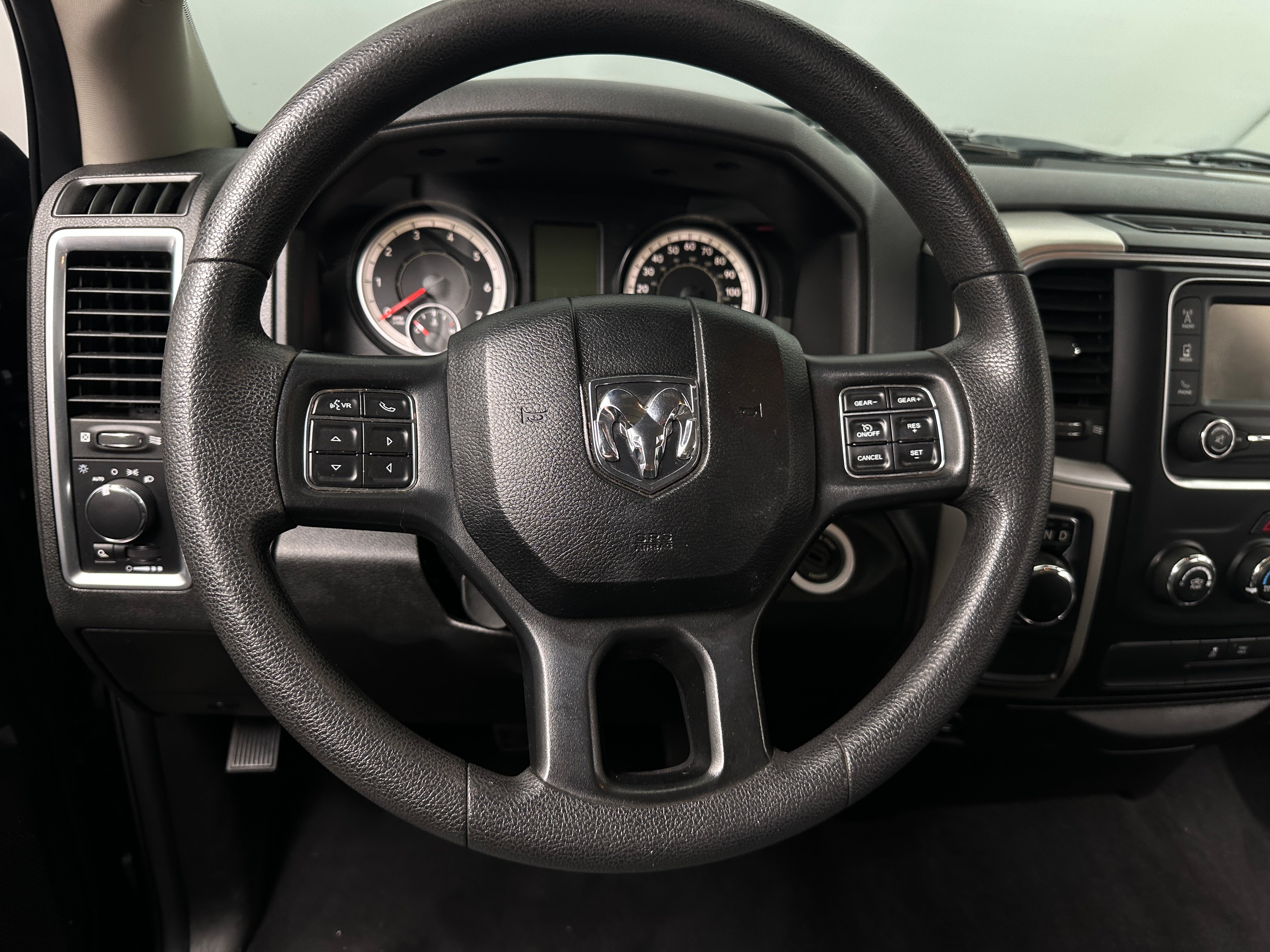 Thumbnail: 2019 RAM 1500 Classic - 5