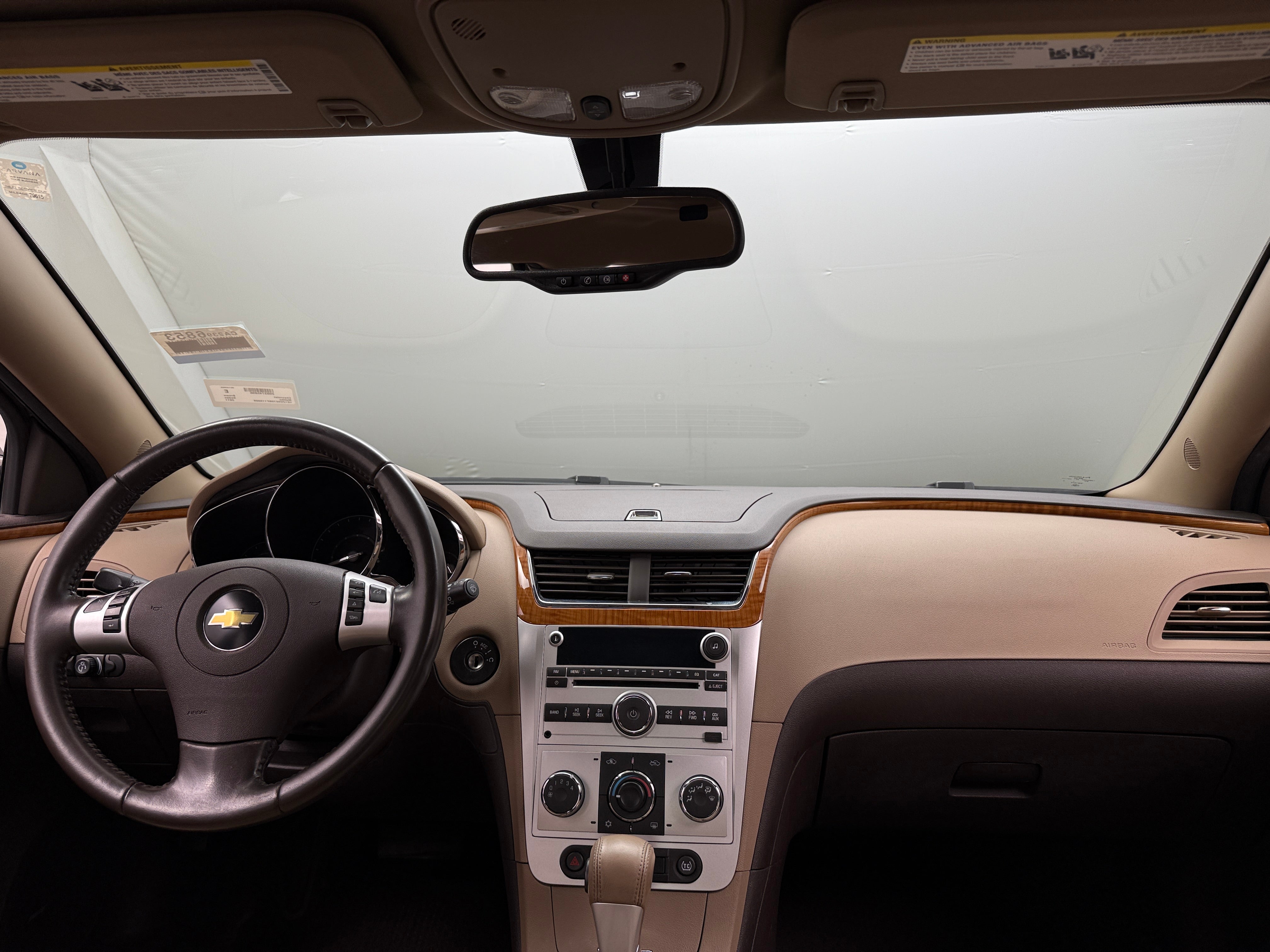 Thumbnail: 2011 Chevrolet Malibu - 3