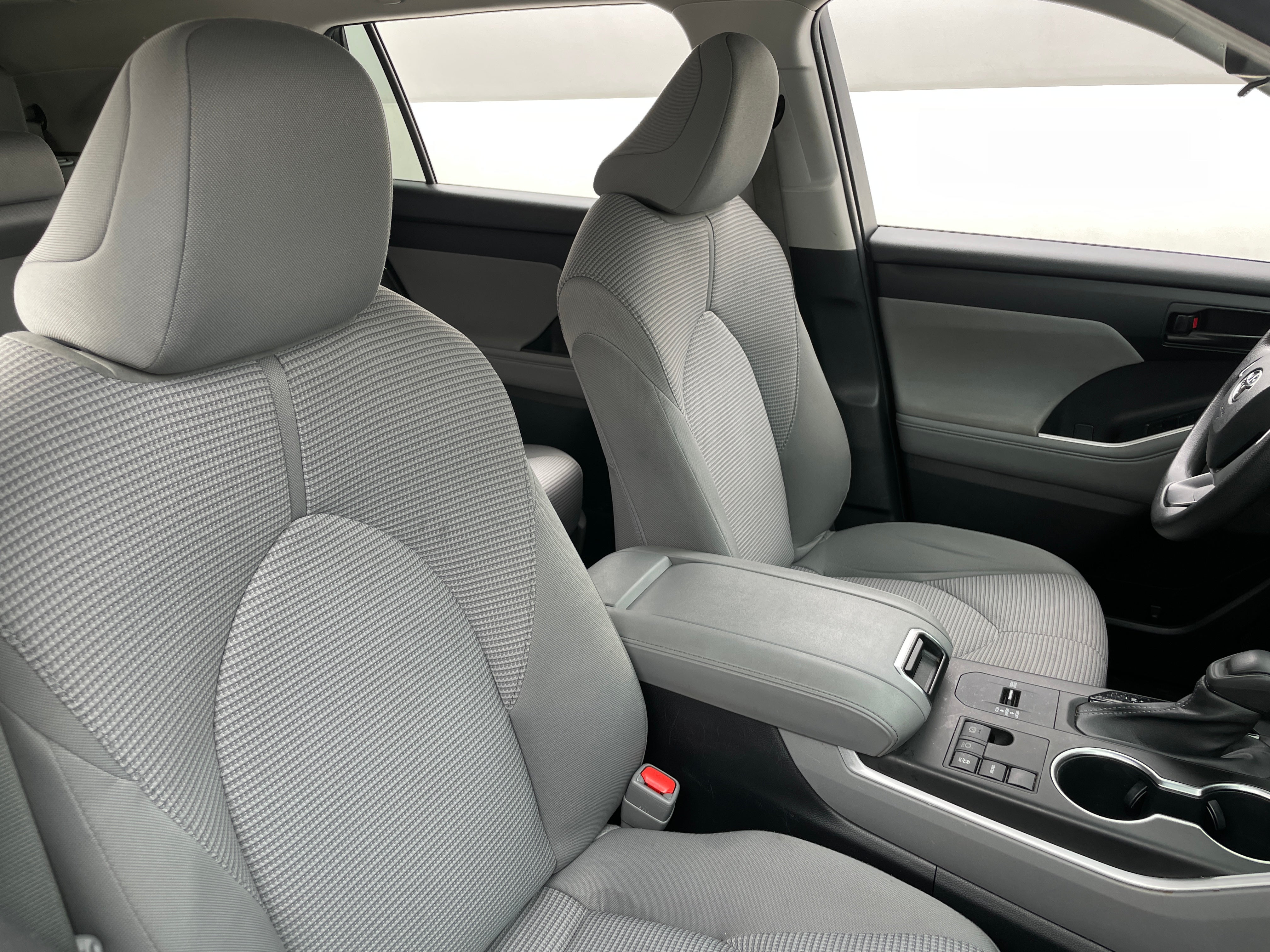 Thumbnail: 2023 Toyota Highlander - 2