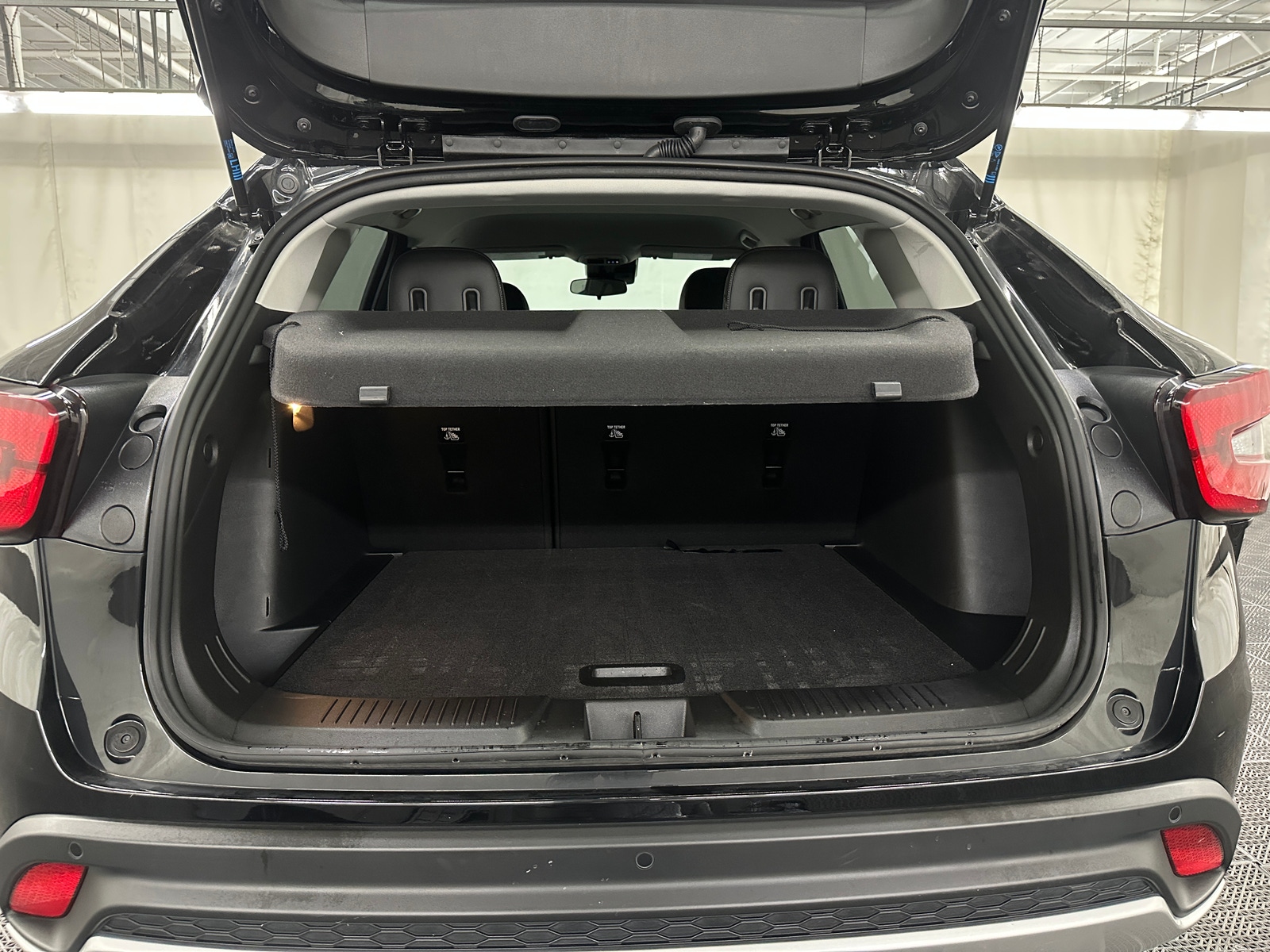Thumbnail: 2024 Chevrolet Trax - 7