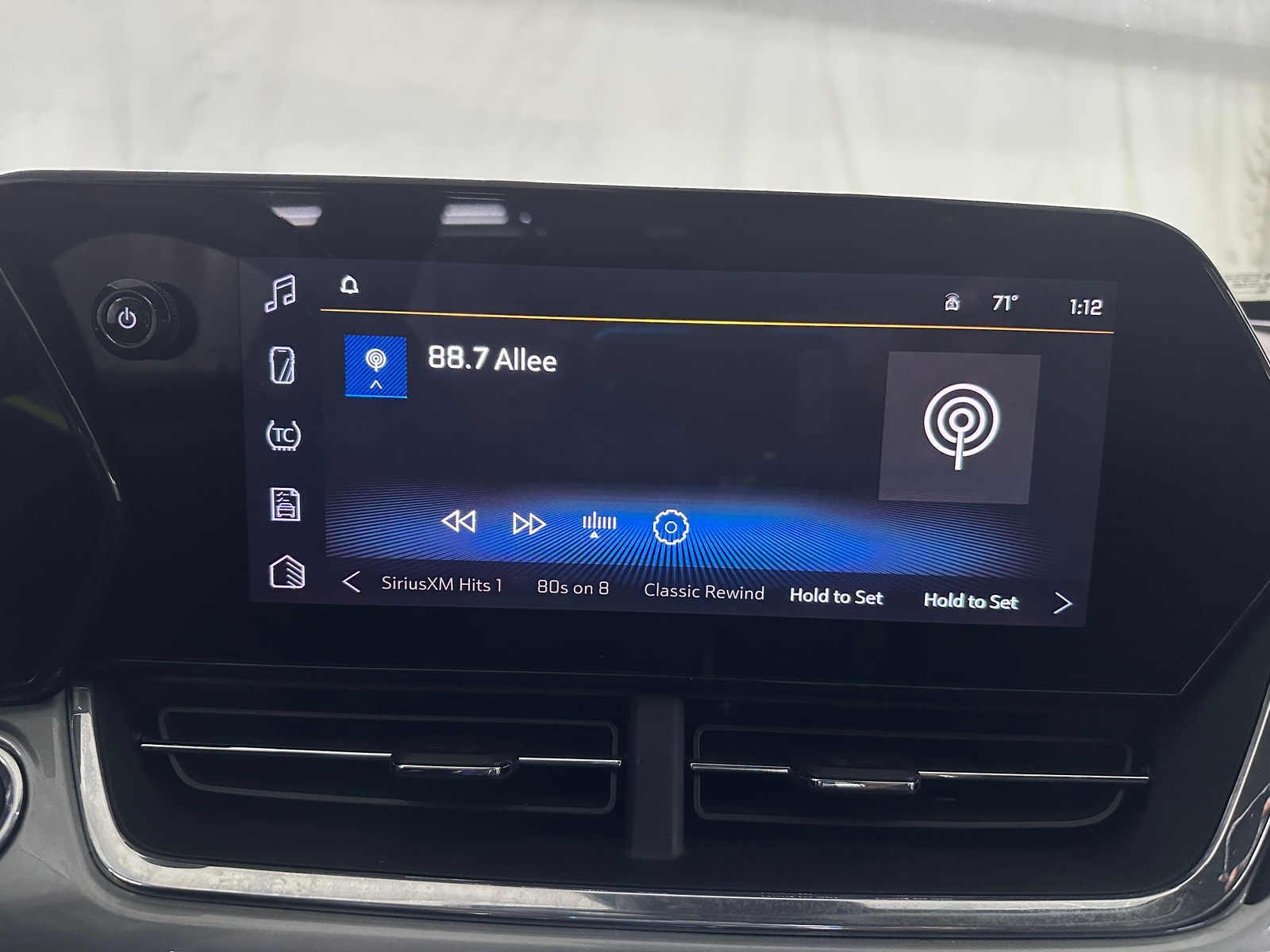 Thumbnail: 2024 Chevrolet Trax - 4