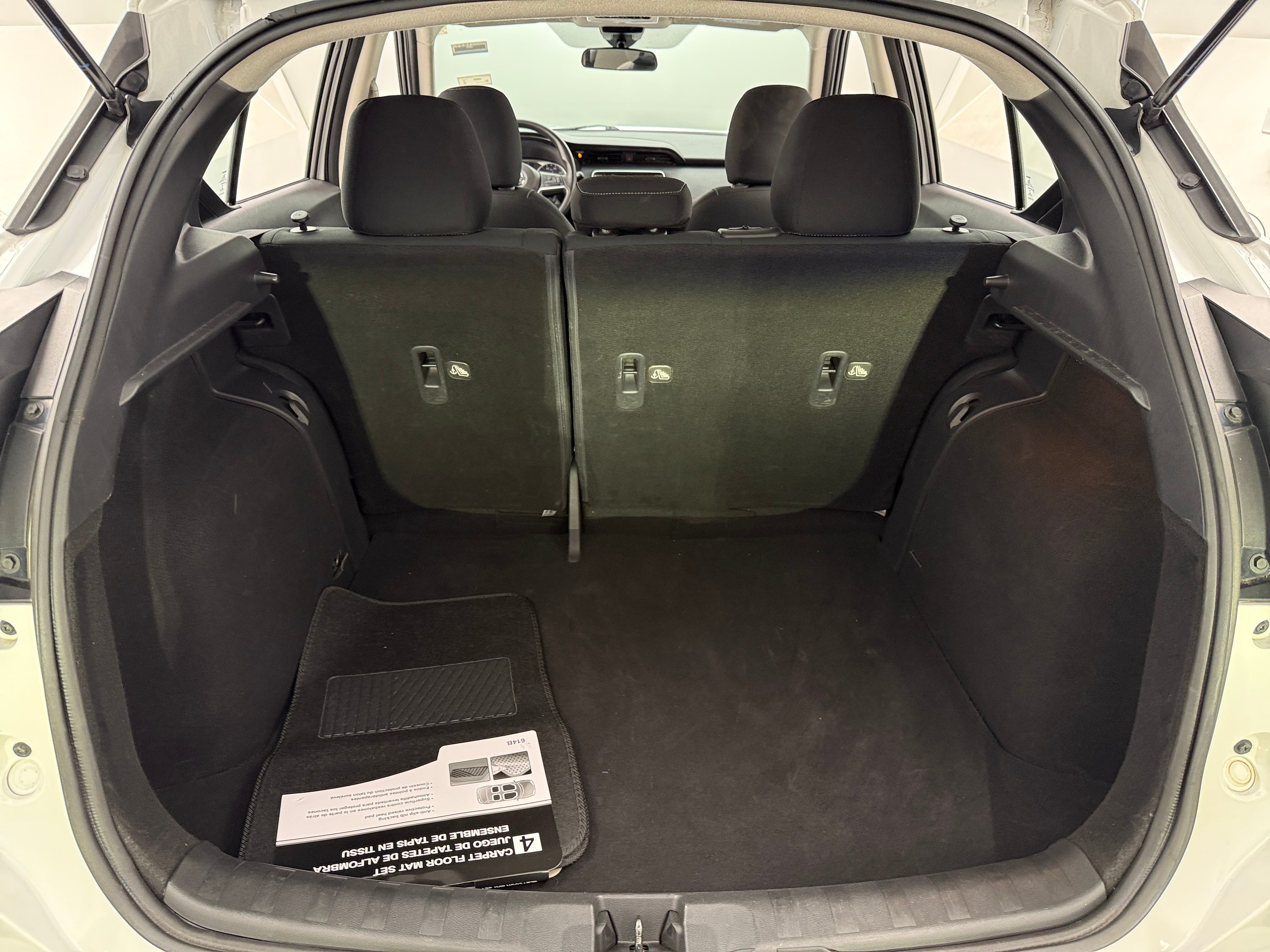 2021 Nissan Kicks S 7