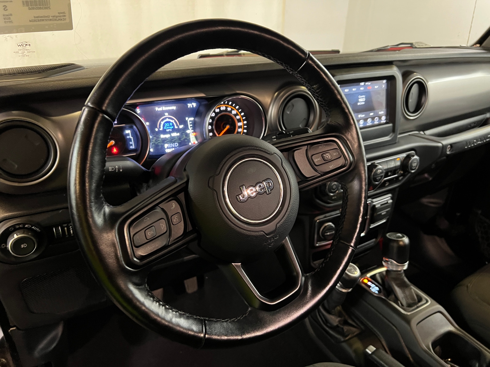 Thumbnail: 2019 Jeep Wrangler - 5