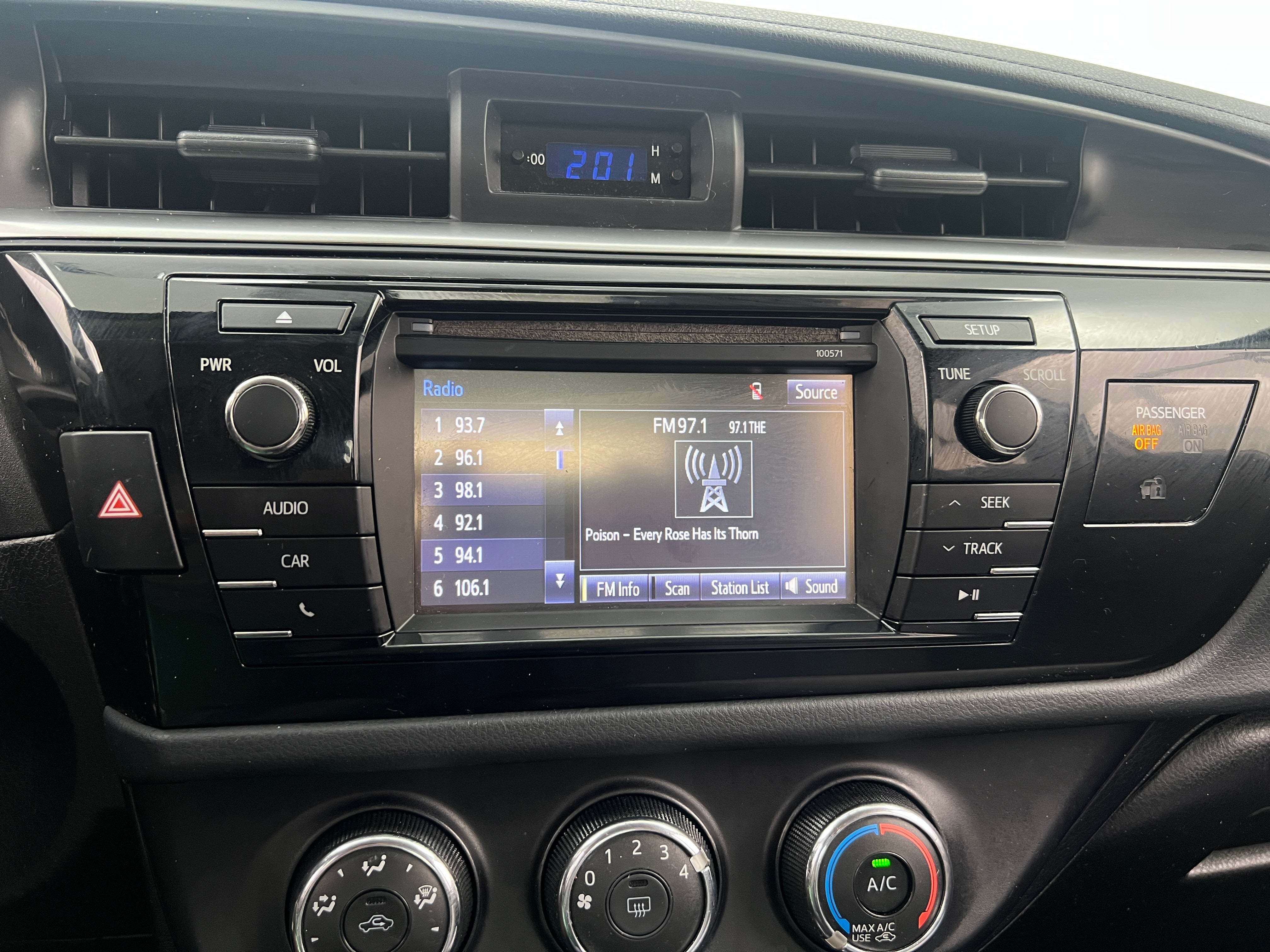 2016 Toyota Corolla L 4