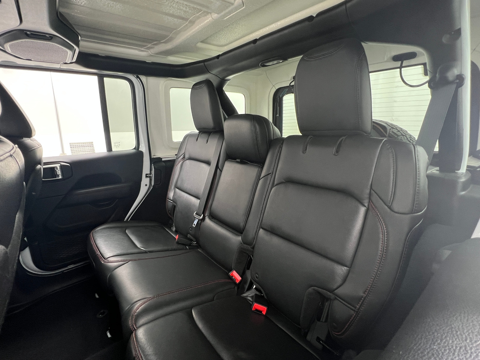 Thumbnail: 2018 Jeep Wrangler - 5