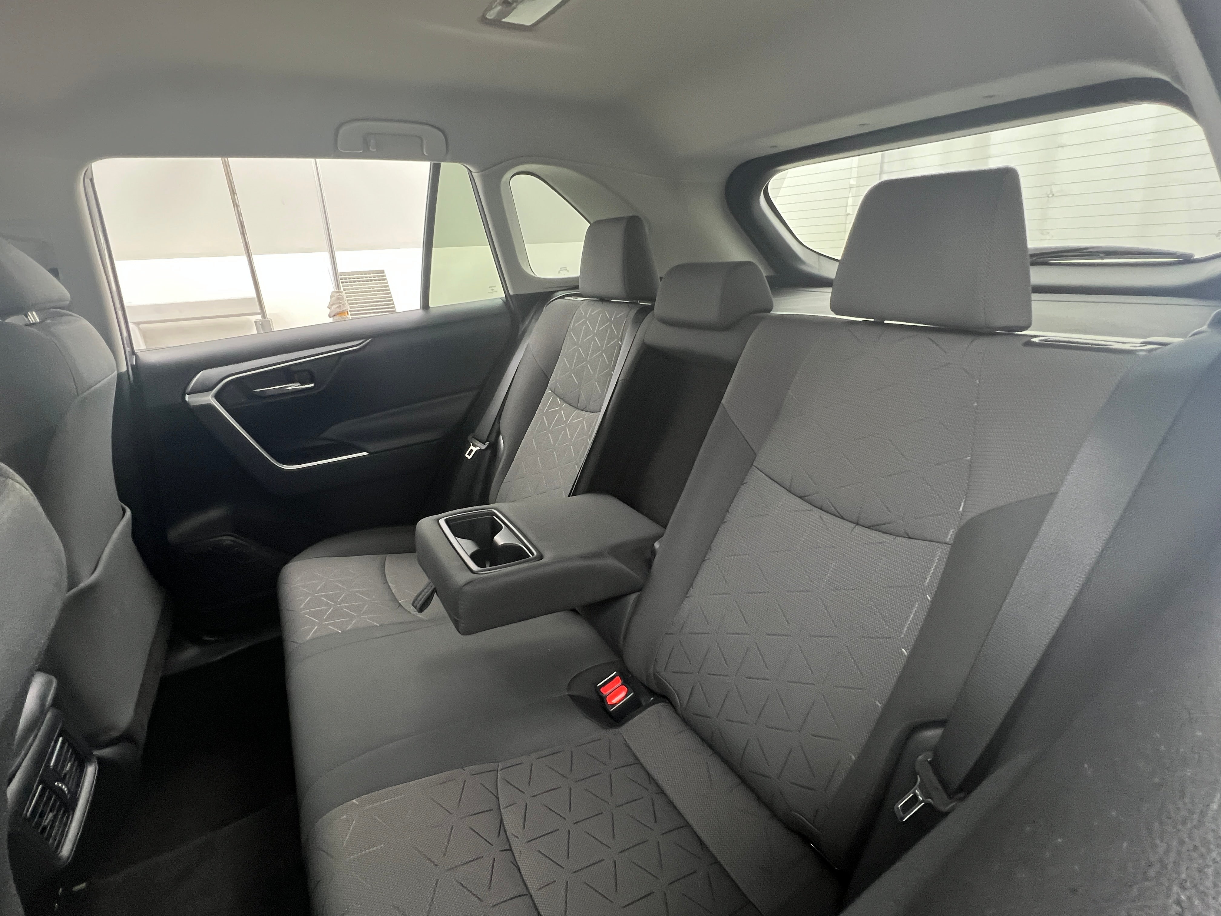 2020 Toyota RAV4 XLE 6