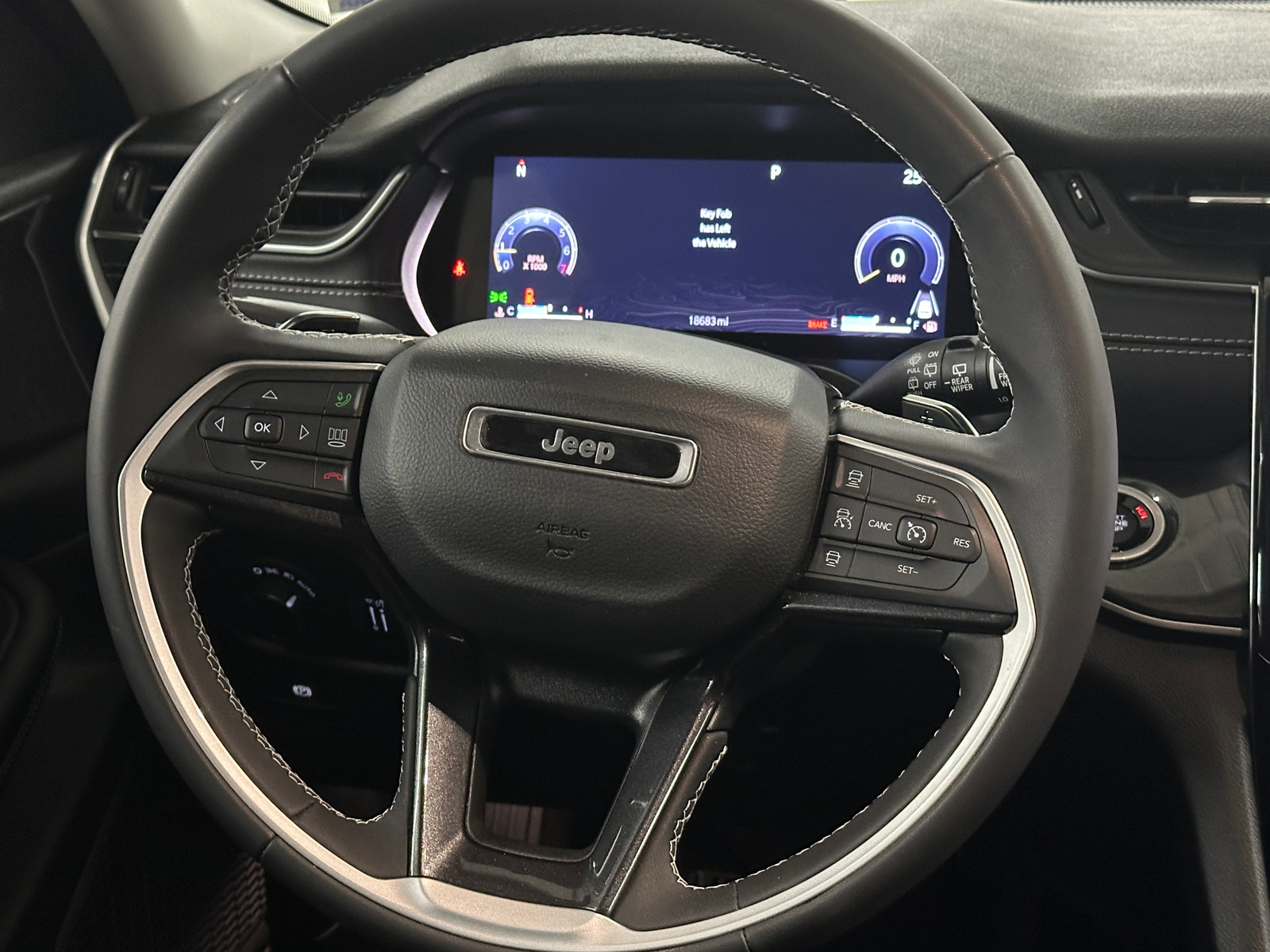 Thumbnail: 2023 Jeep Grand Cherokee - 5