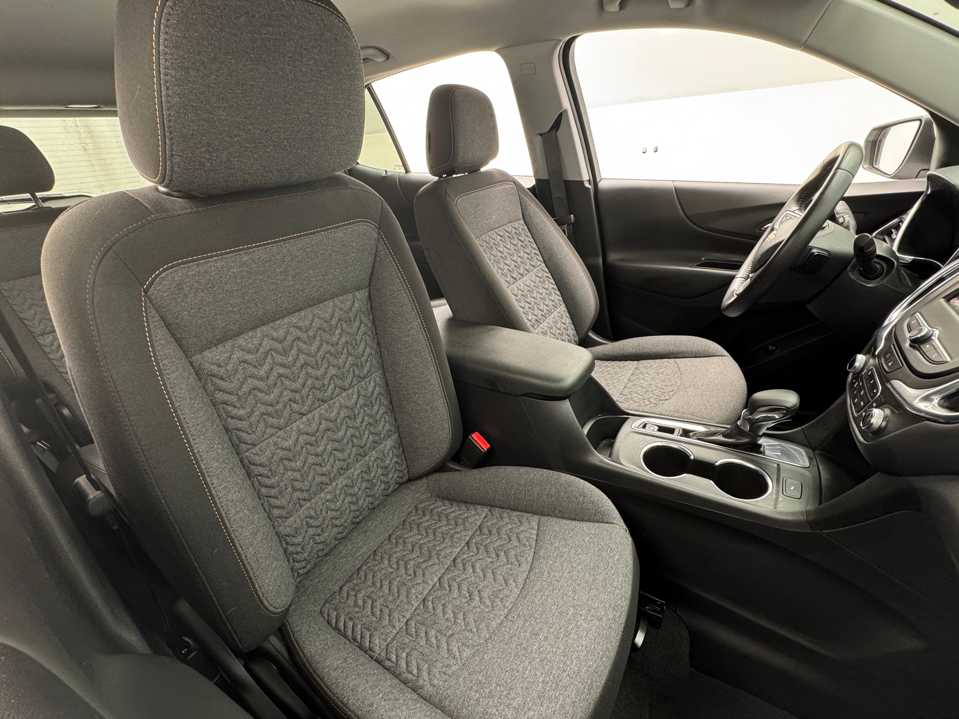 2022 Chevrolet Equinox LT 2