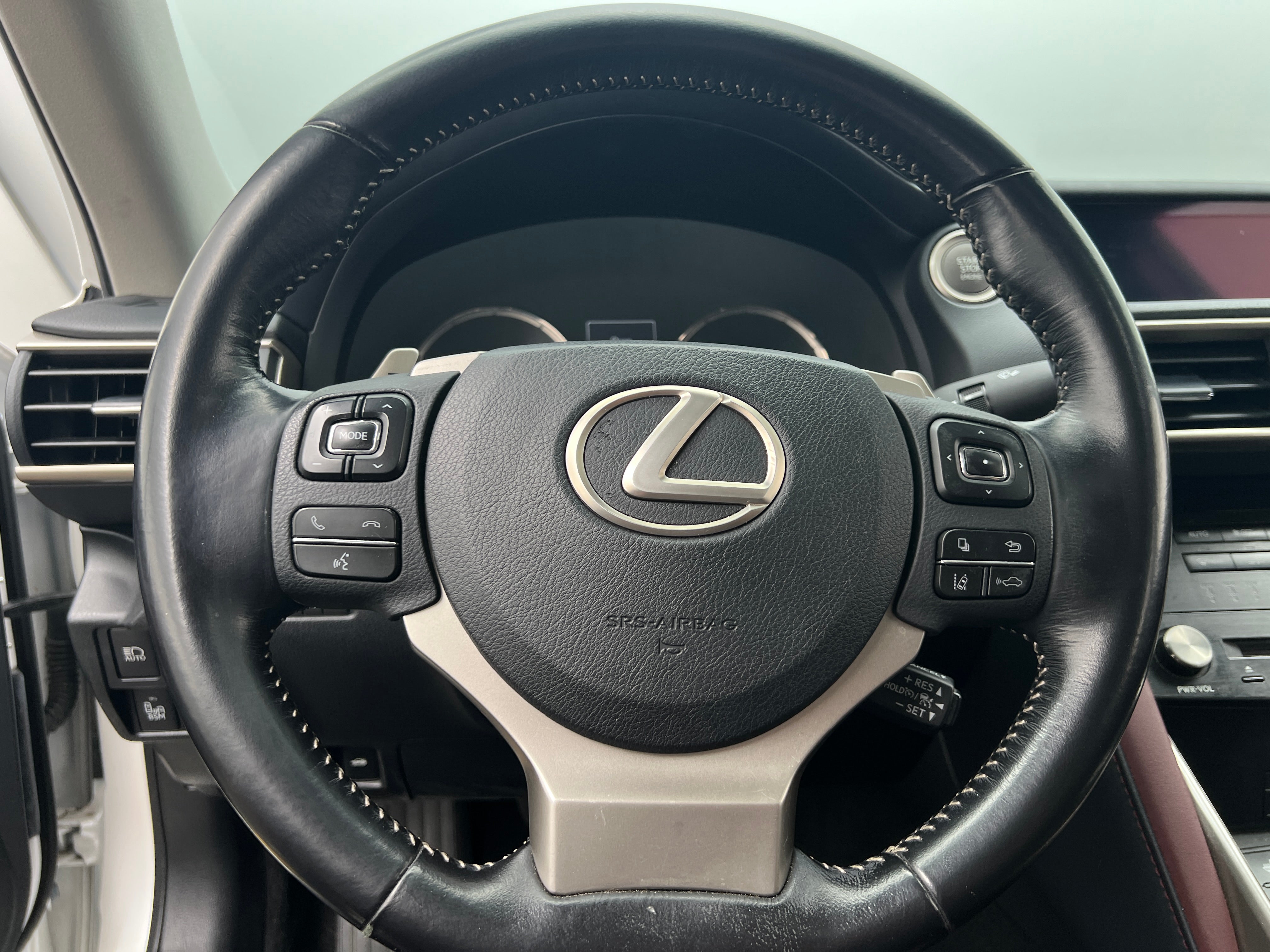 2017 Lexus IS 200t 4