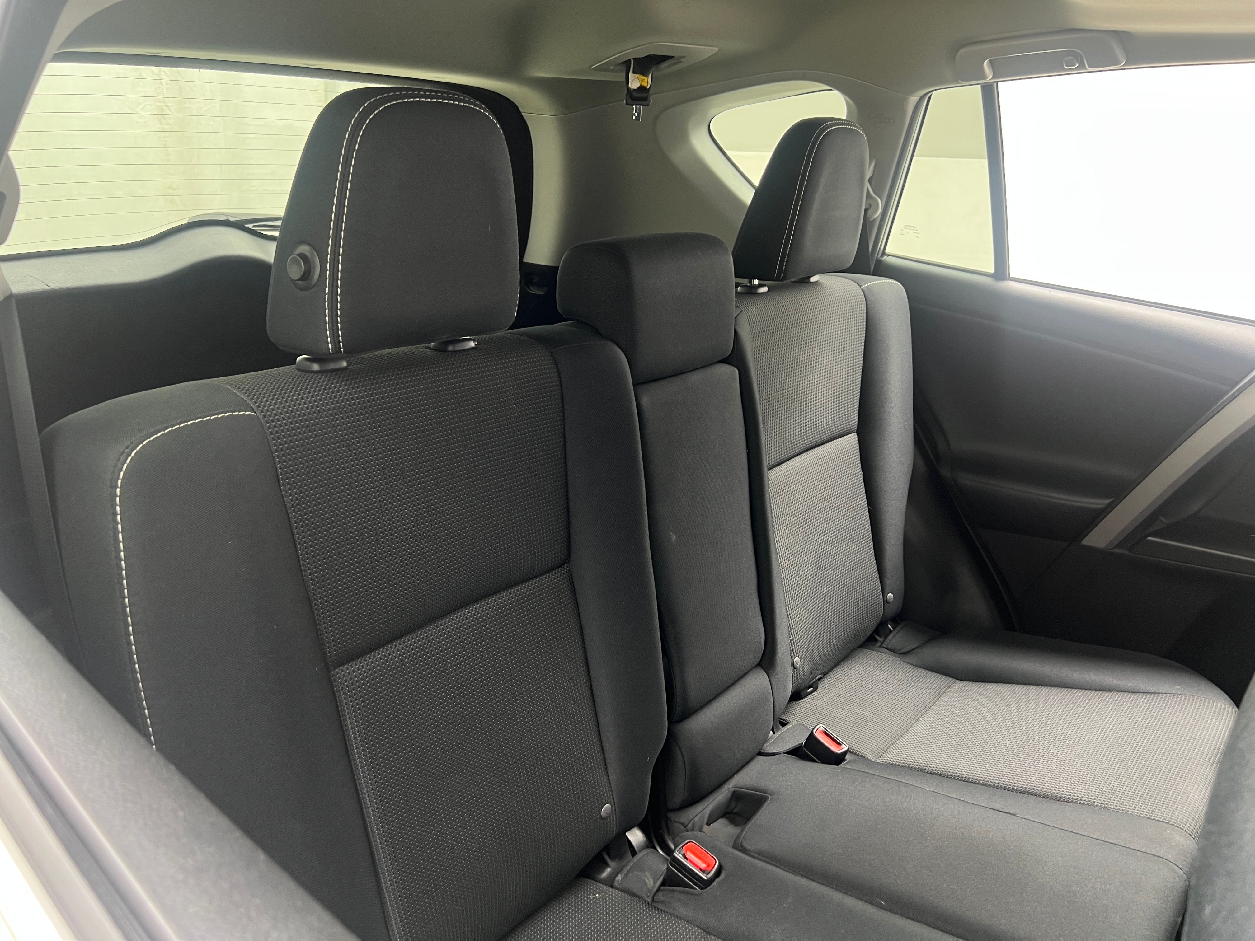 2018 Toyota RAV4 XLE 6
