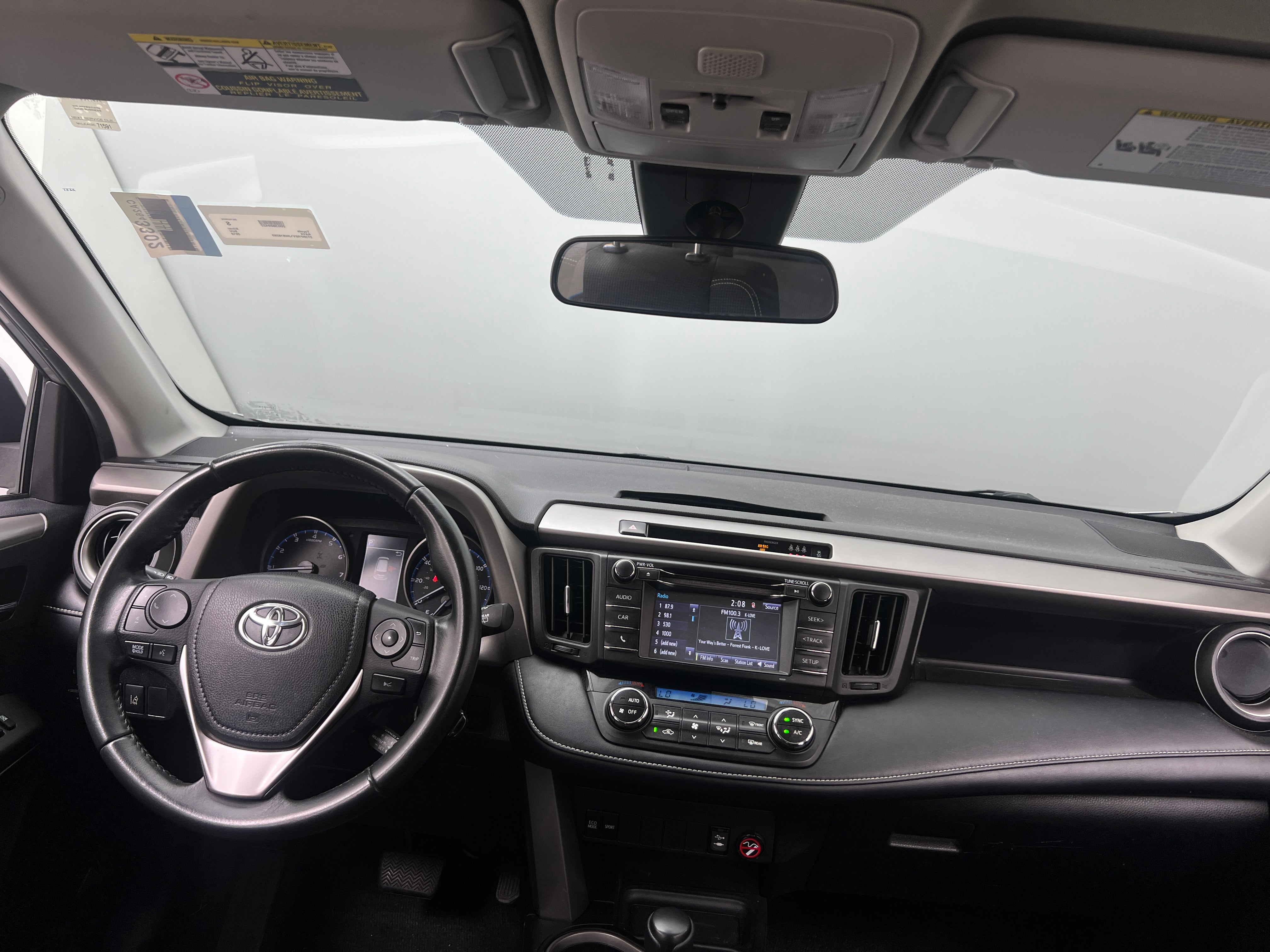 2018 Toyota RAV4 XLE 3