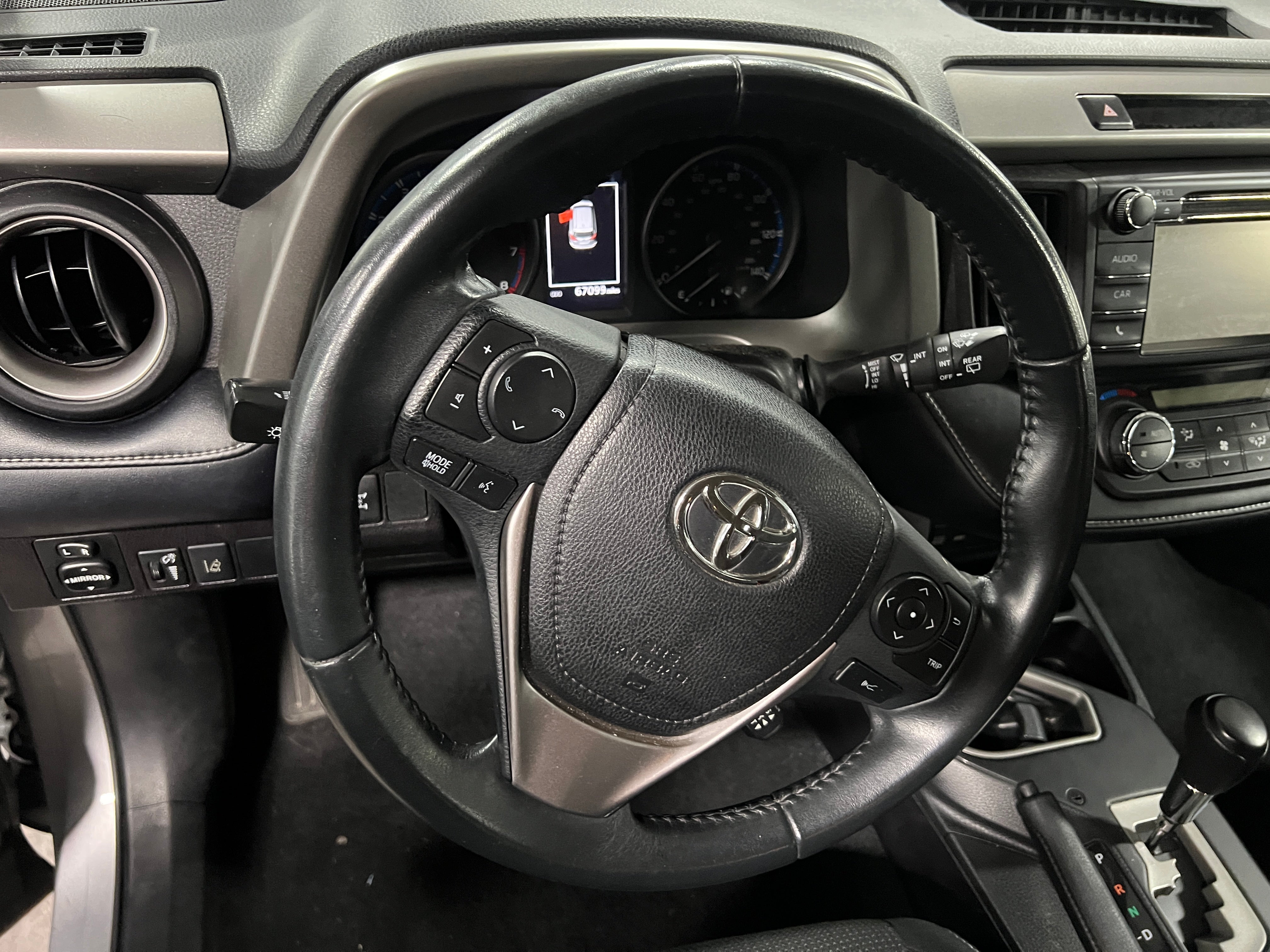 2018 Toyota RAV4 XLE 5