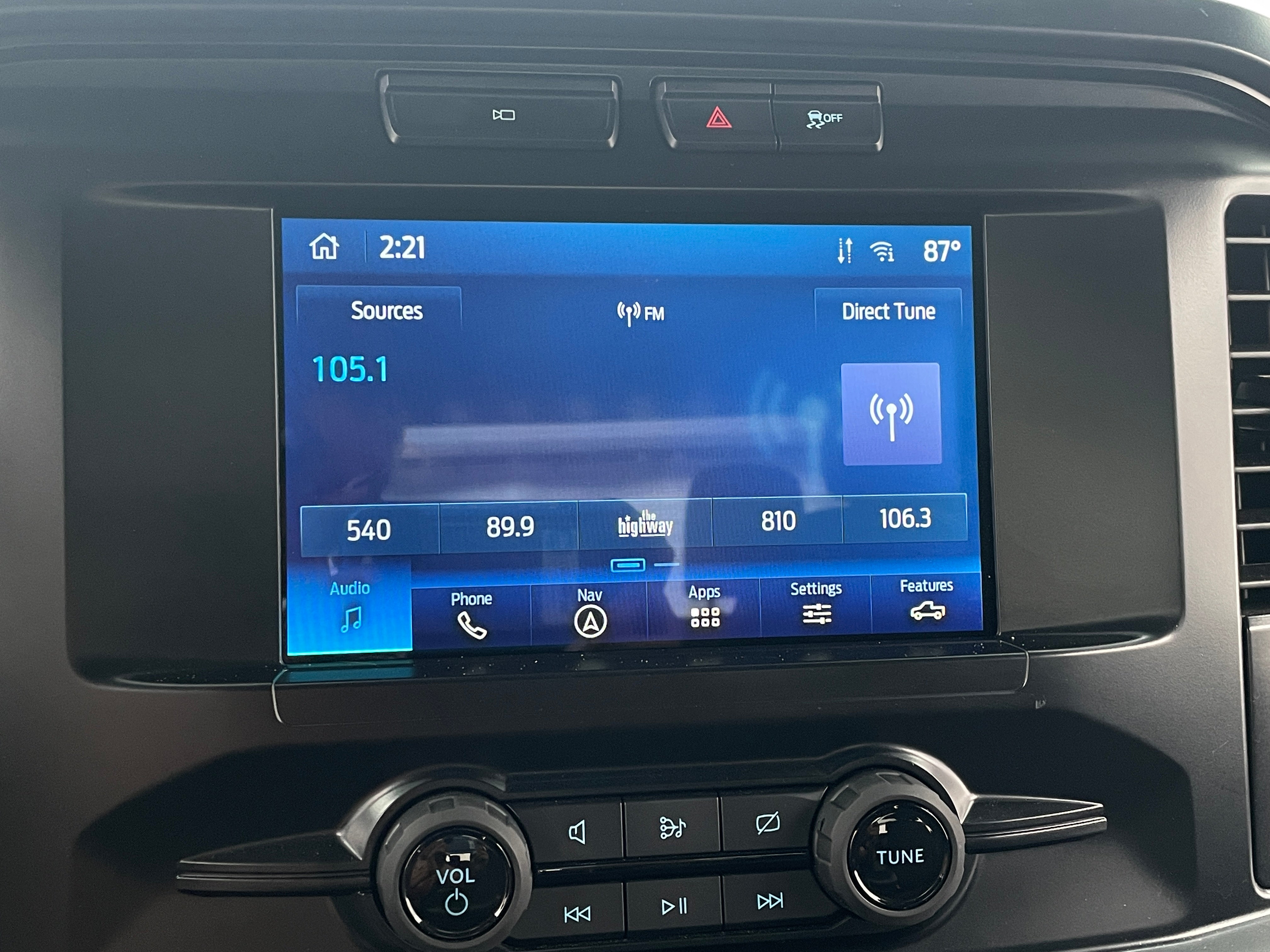 2023 Ford Econoline E-150 4