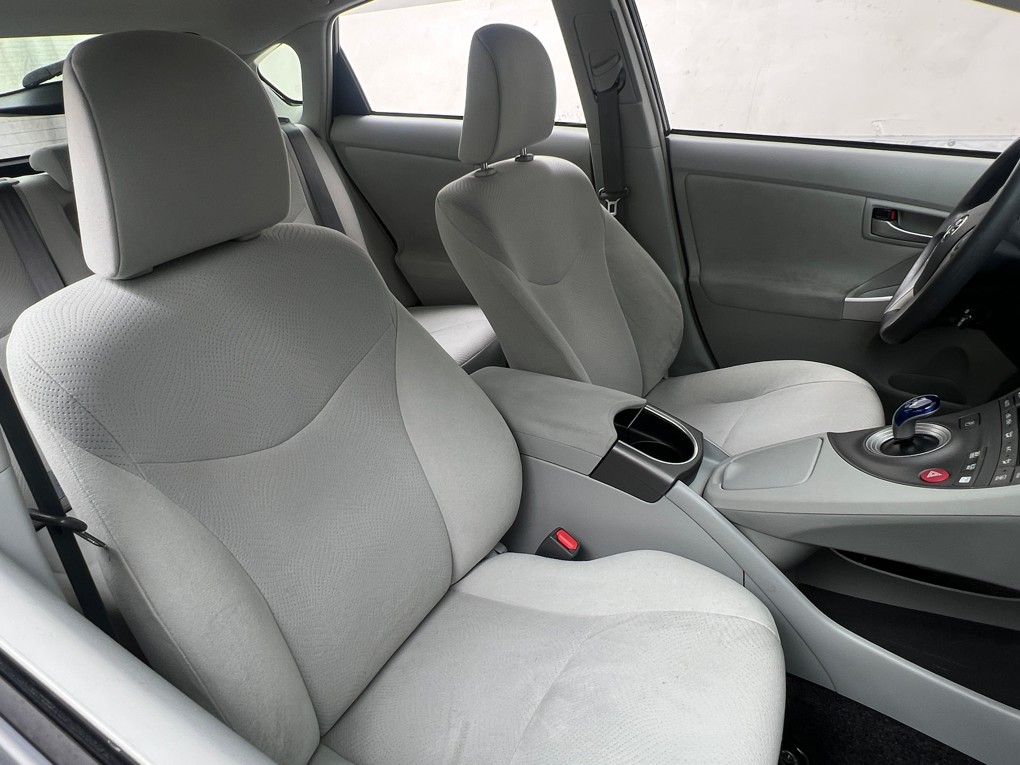 2015 Toyota Prius Three 2