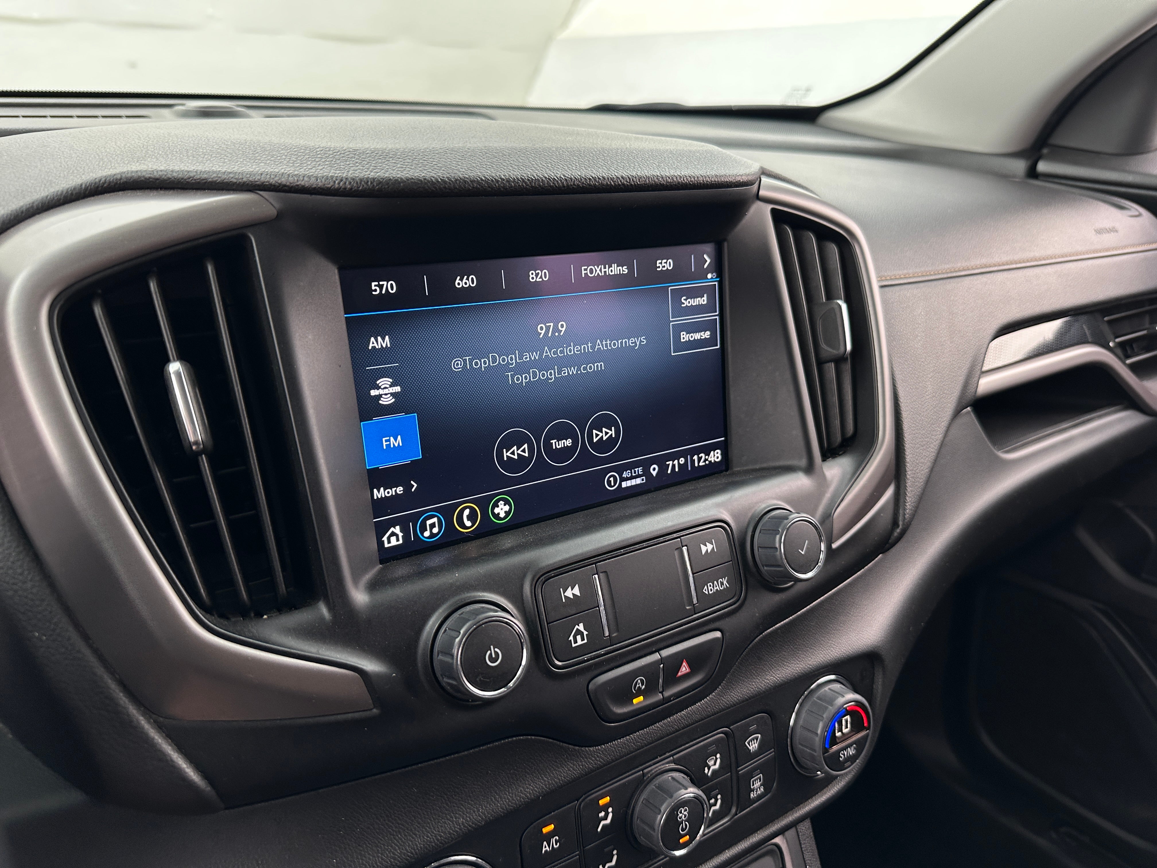 2023 GMC Terrain AT4 3
