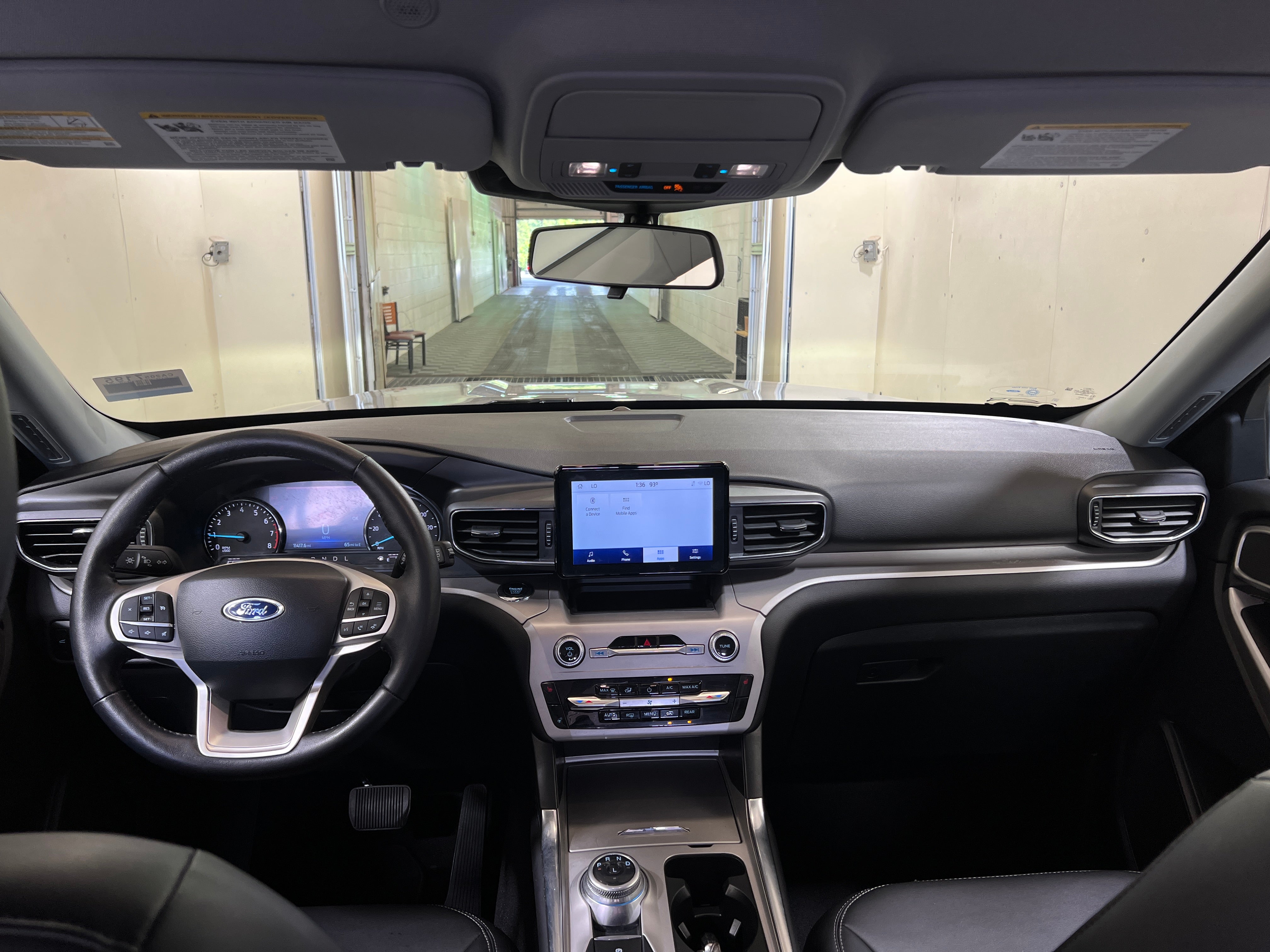 2023 Ford Explorer XLT 3