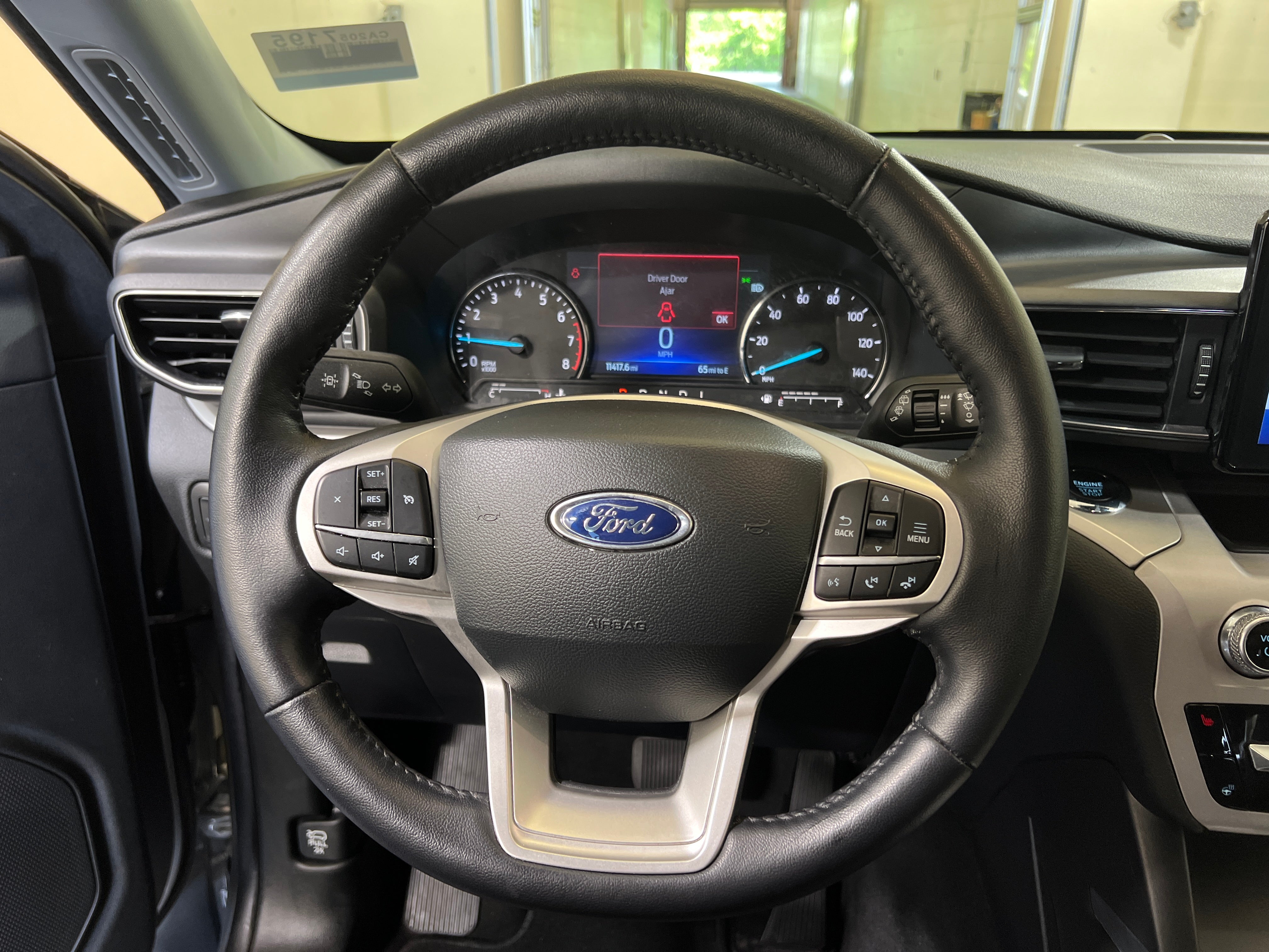 2023 Ford Explorer XLT 5