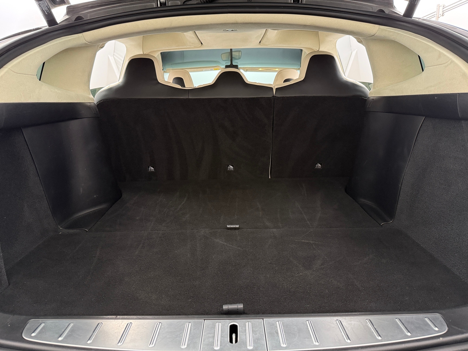 Thumbnail: 2018 Tesla Model X - 6