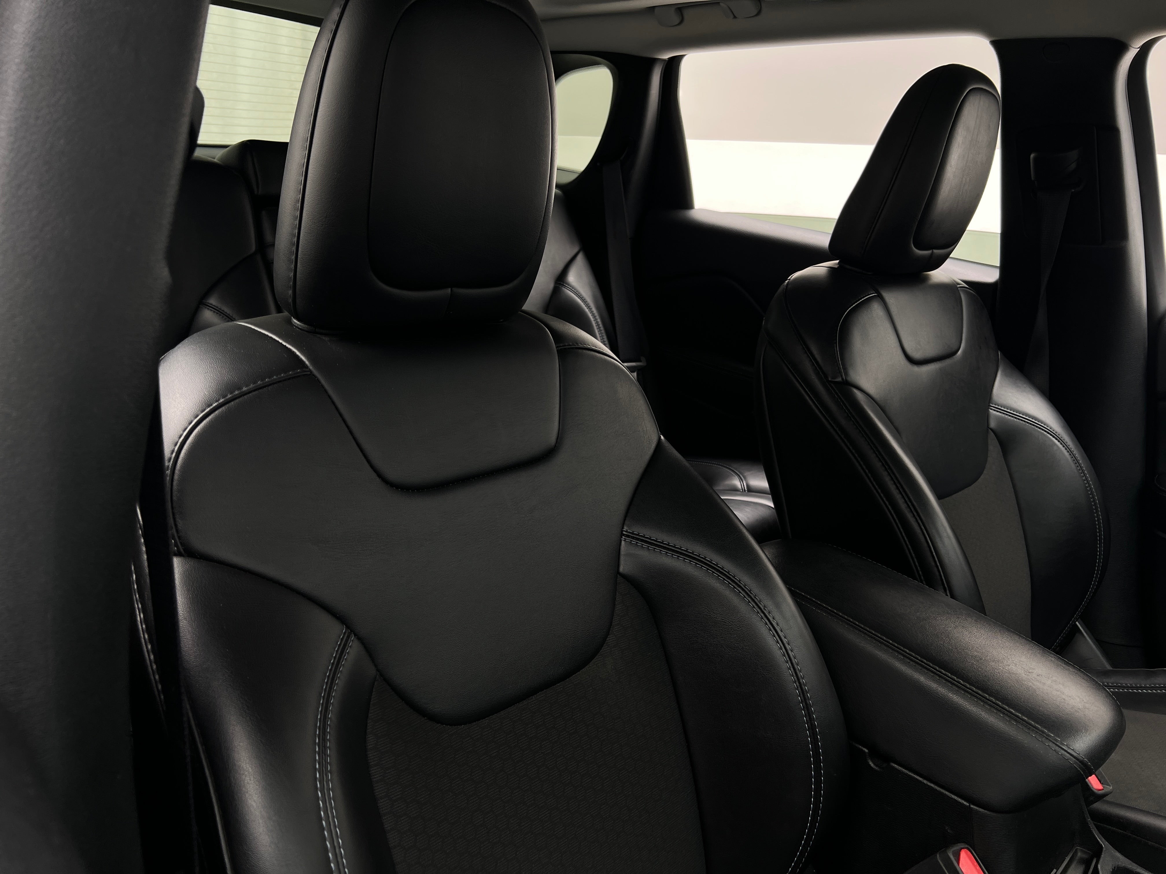 2019 Jeep Cherokee Latitude 2