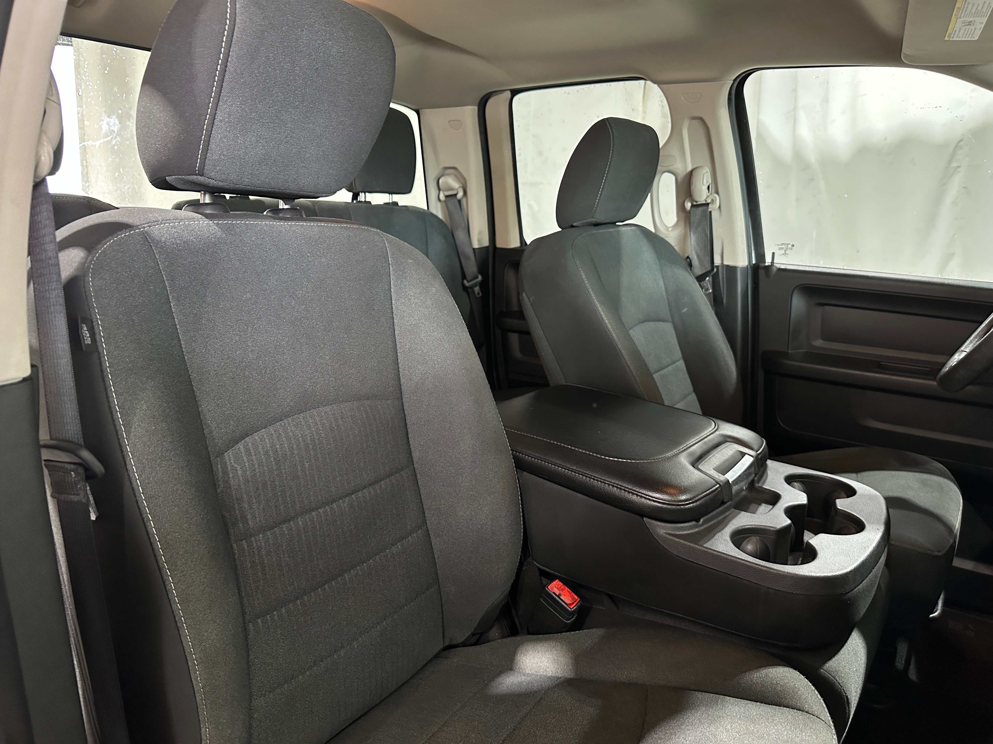 2022 RAM 1500 Classic Tradesman 2