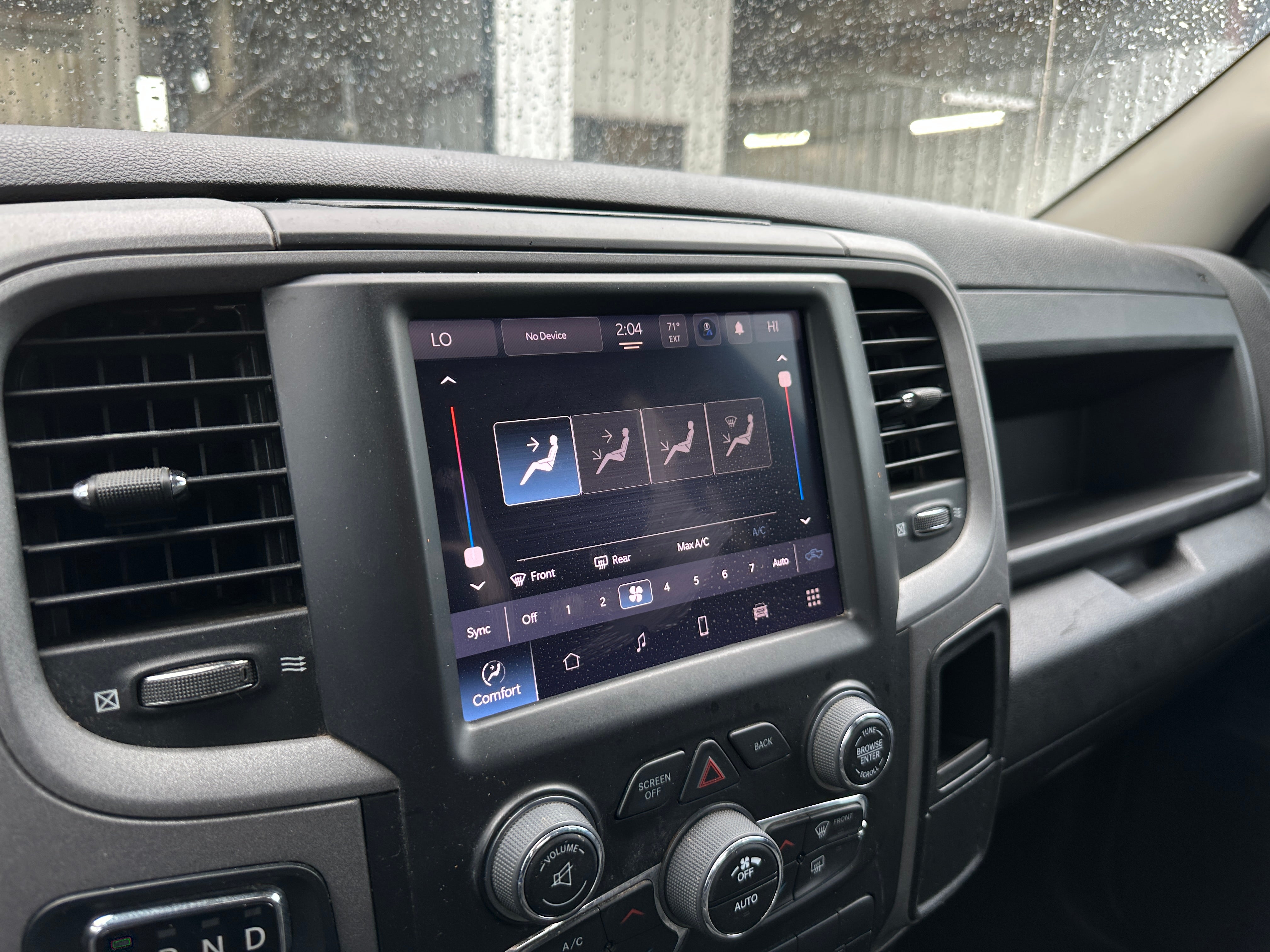 2022 RAM 1500 Classic Tradesman 4