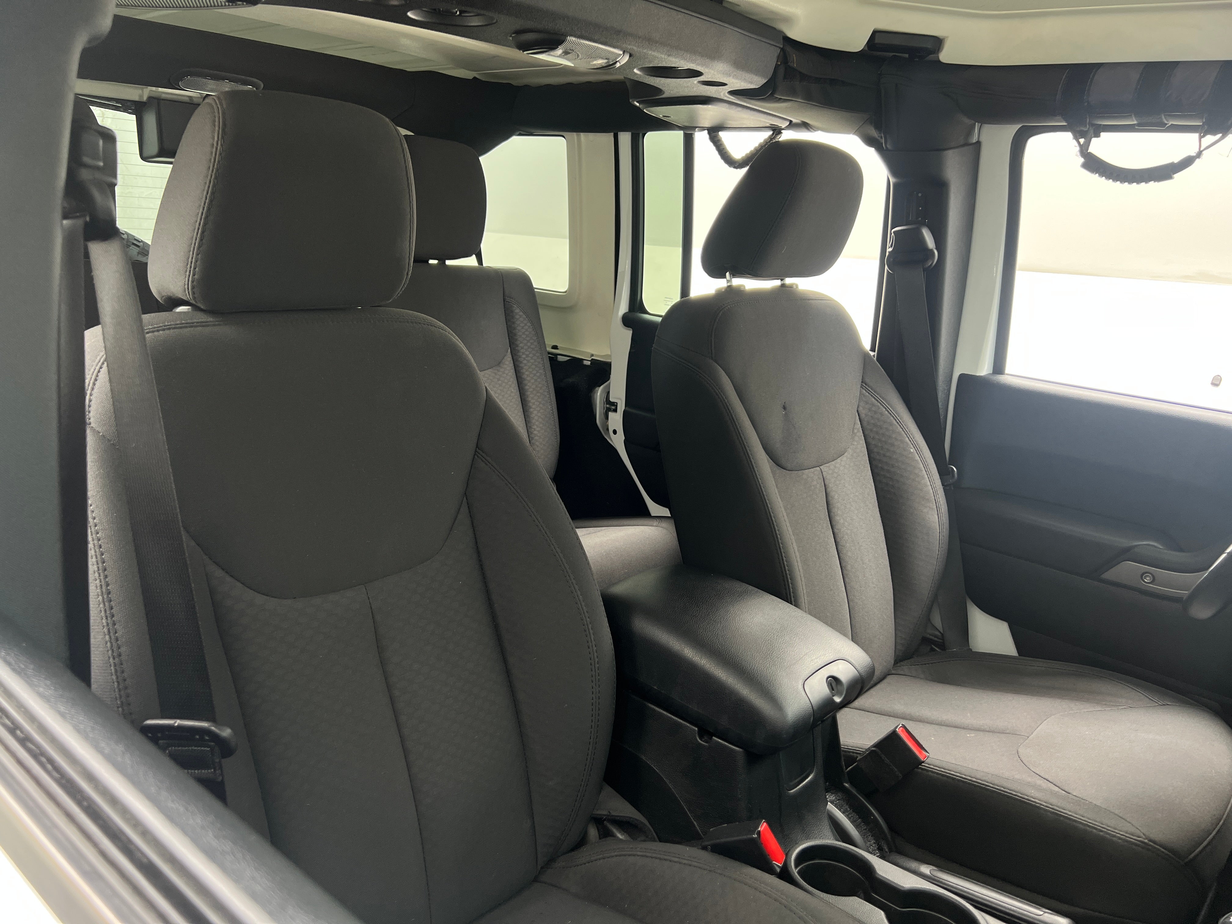 2018 Jeep Wrangler Unlimited Sport S 2