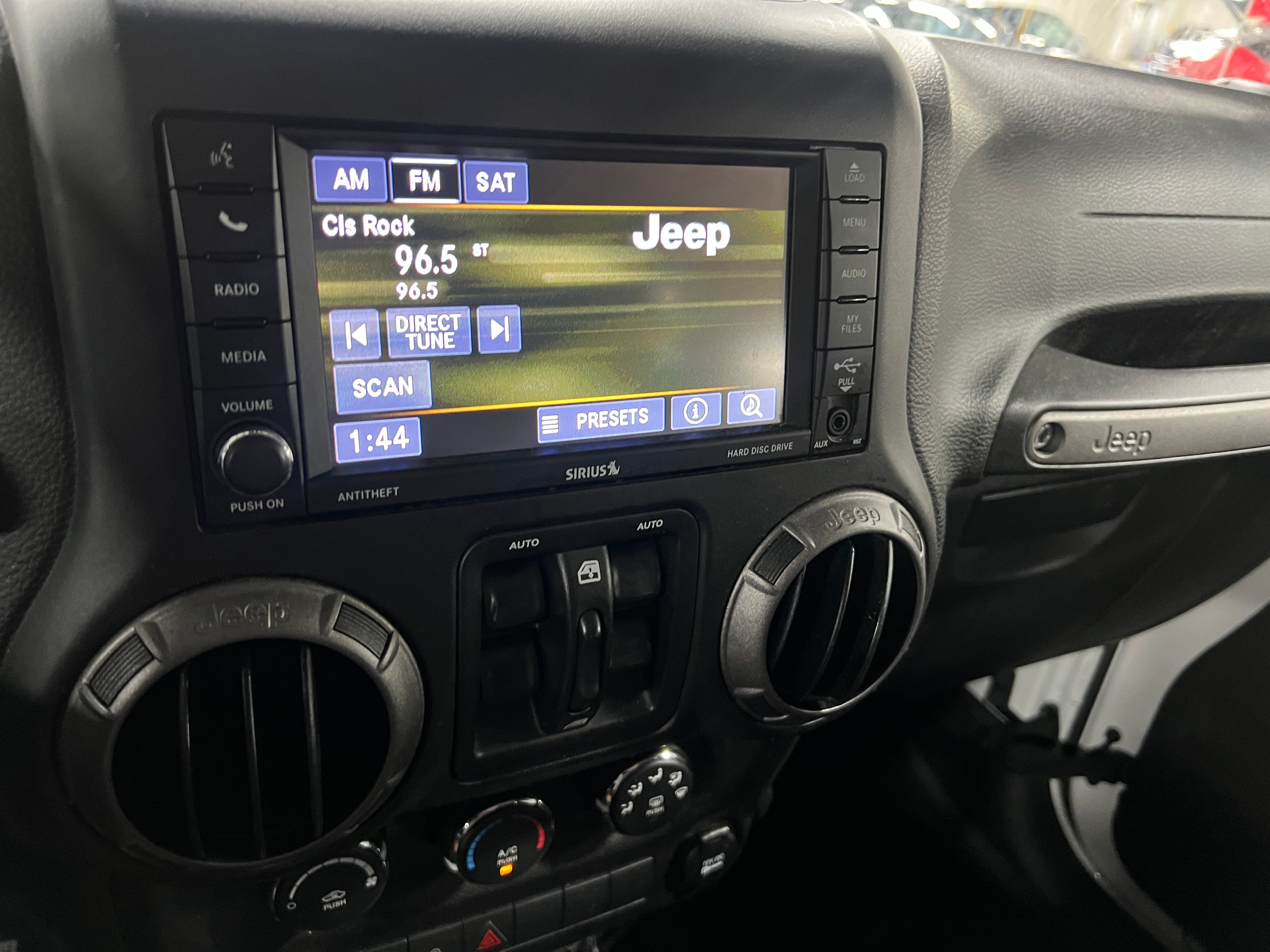2018 Jeep Wrangler Unlimited Sport S 4