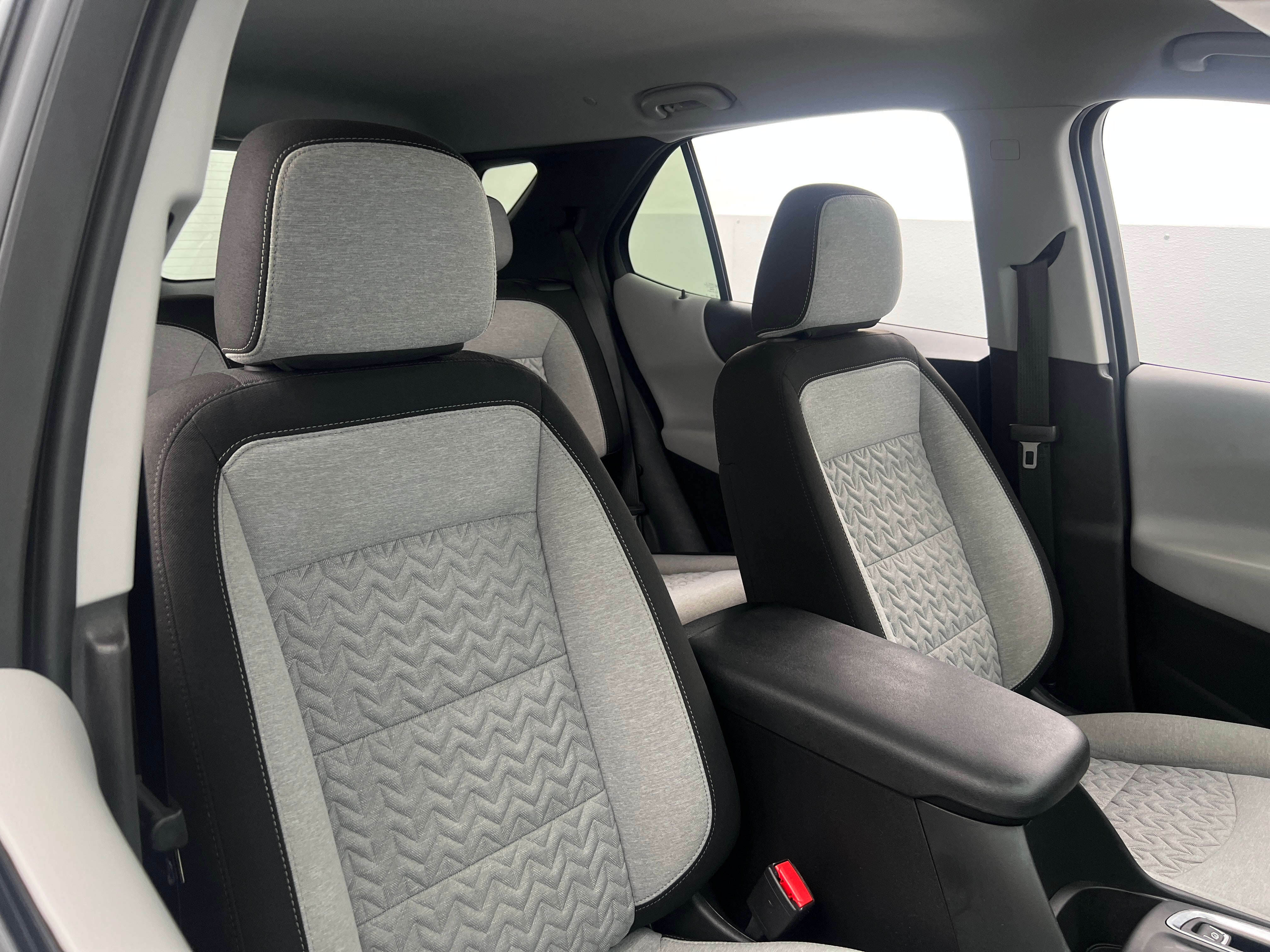 2023 Chevrolet Equinox LT 2