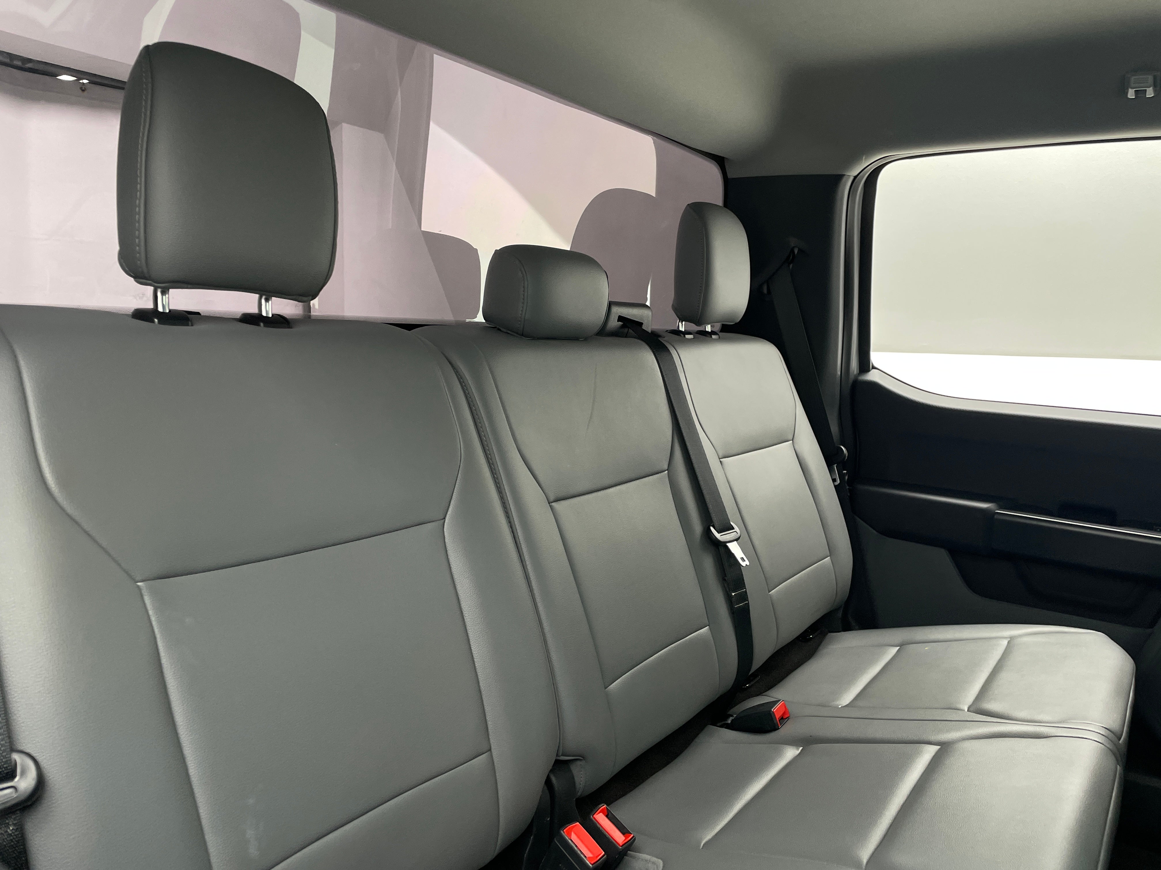 2021 Ford Econoline E-150 6