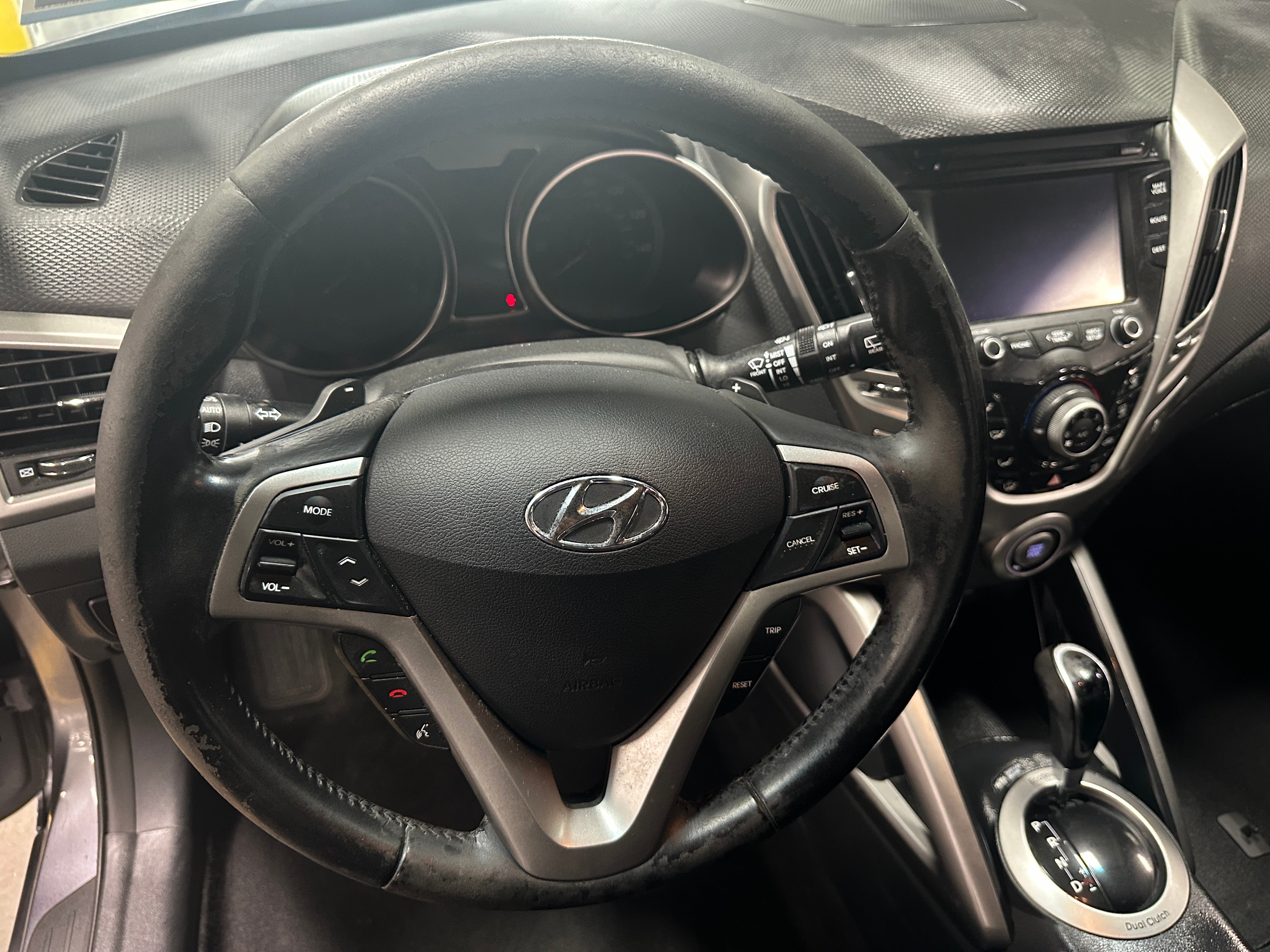 2013 Hyundai Veloster Base 4