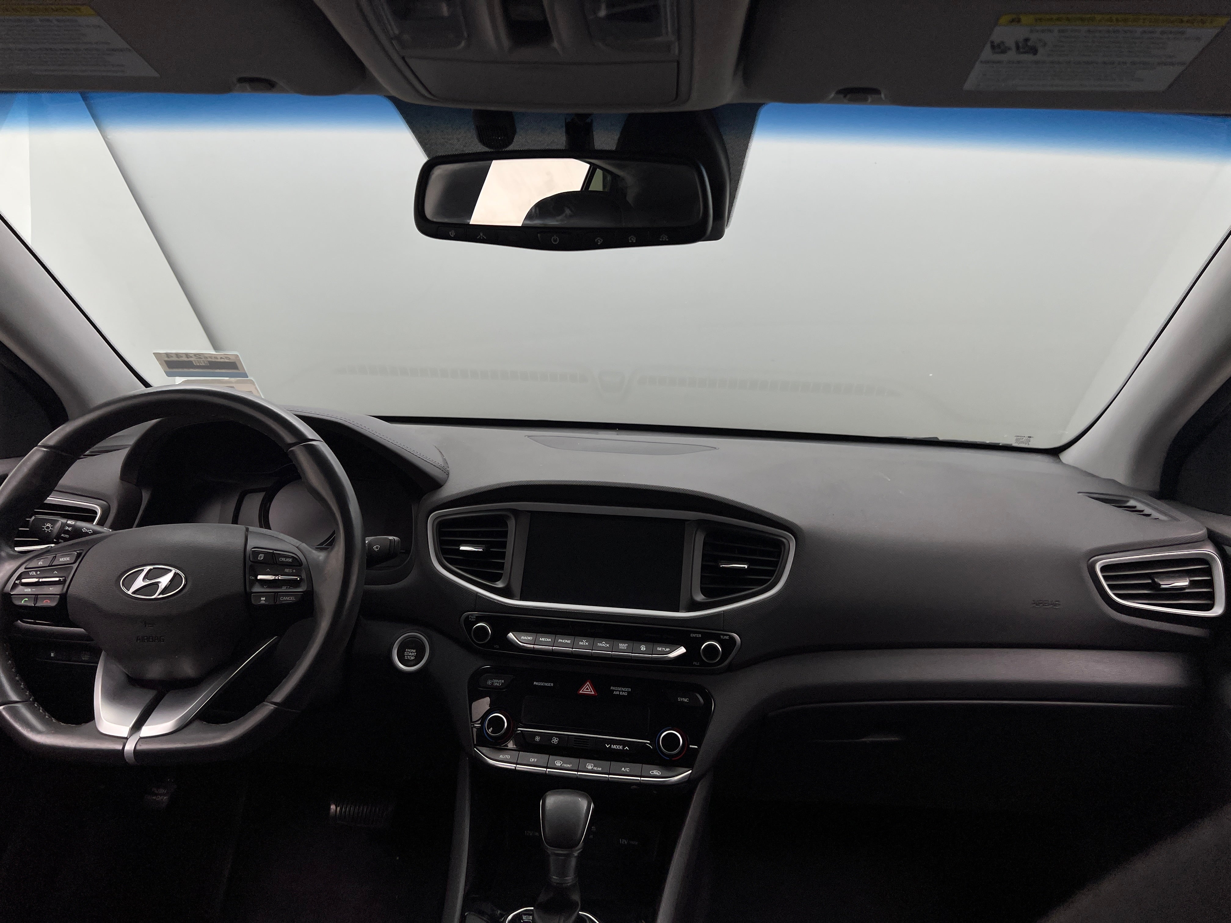 Thumbnail: 2017 Hyundai Ioniq - 2