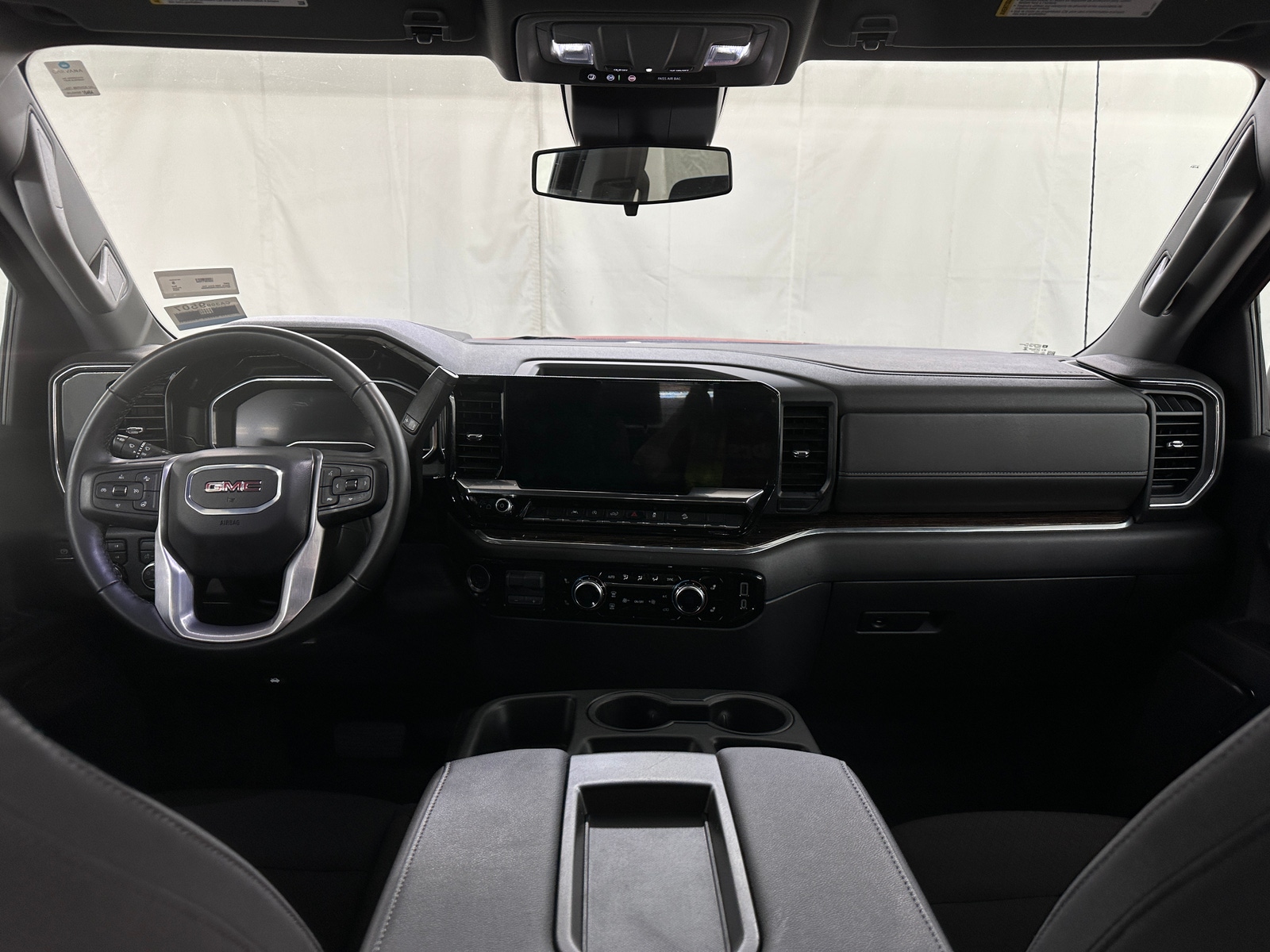 Thumbnail: 2024 GMC Sierra 1500 - 3