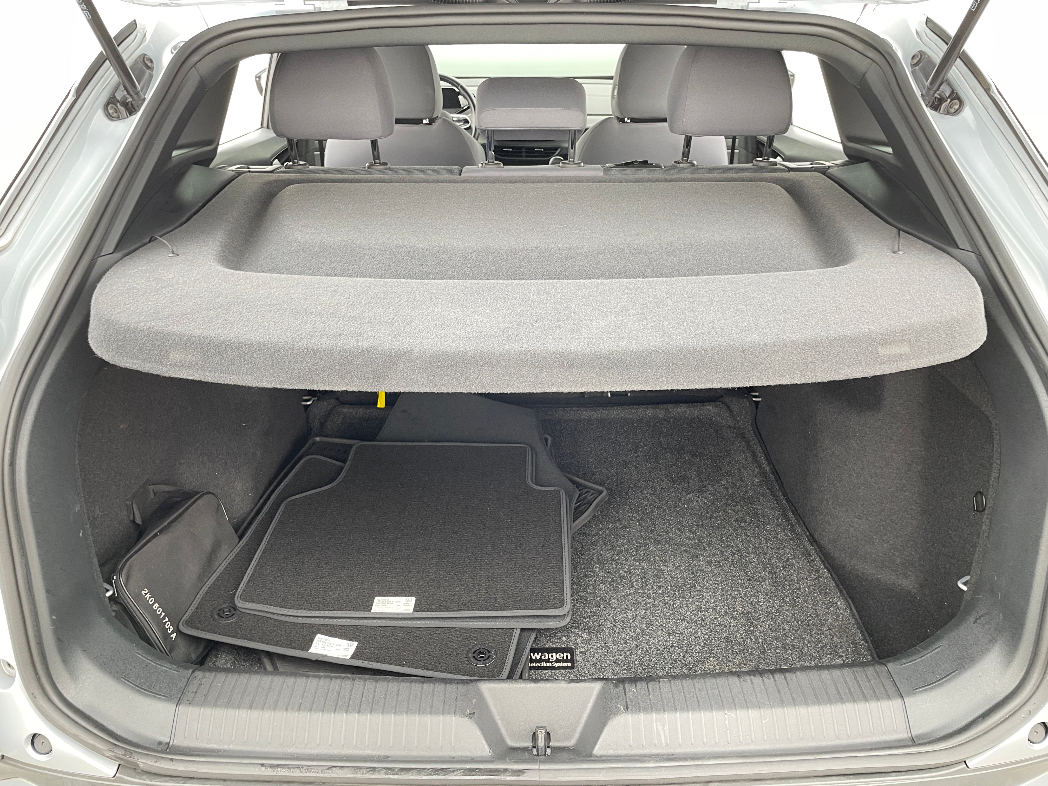 2022 Volkswagen ID.4 Pro 7