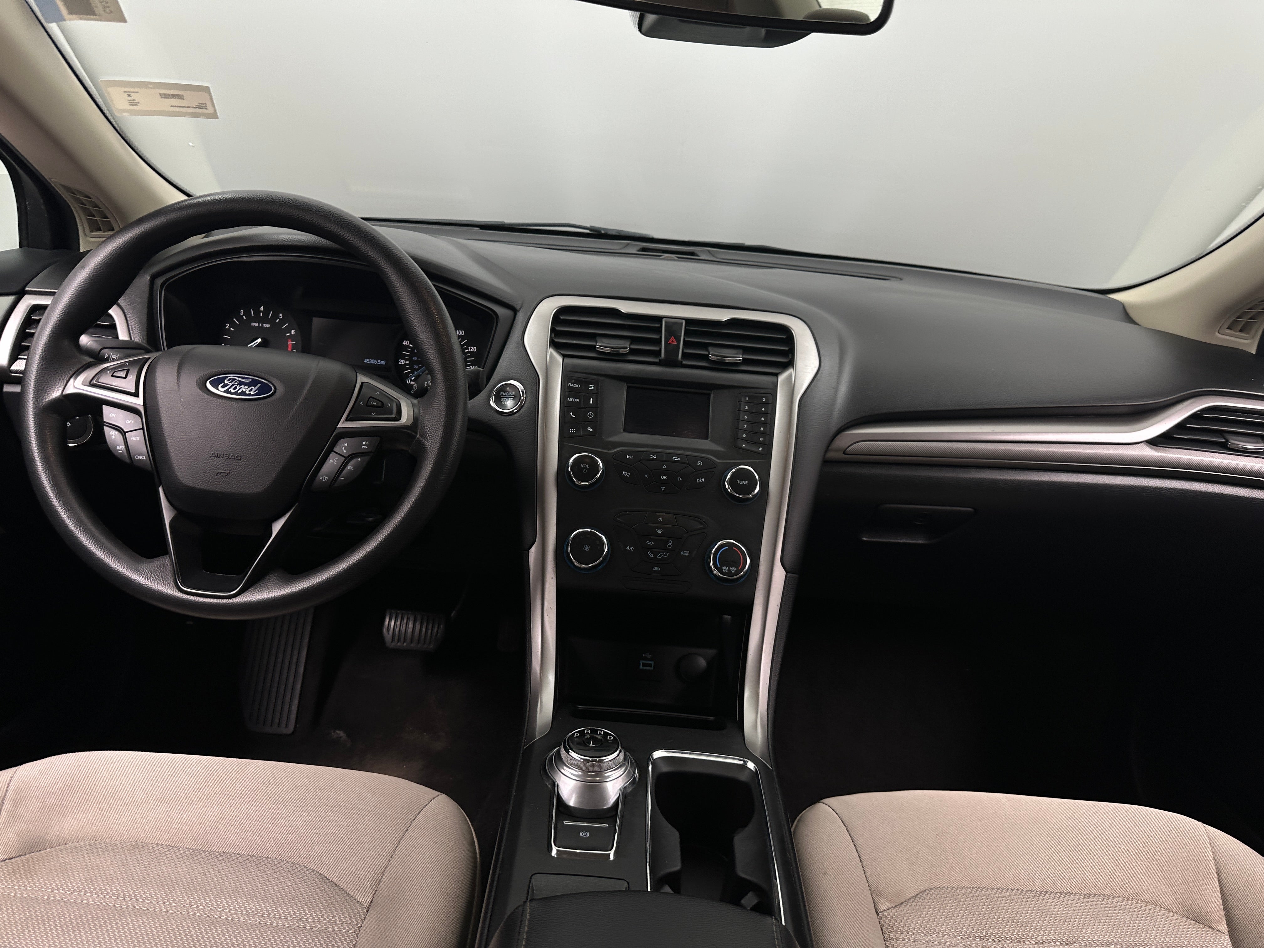 2020 Ford Fusion S 3