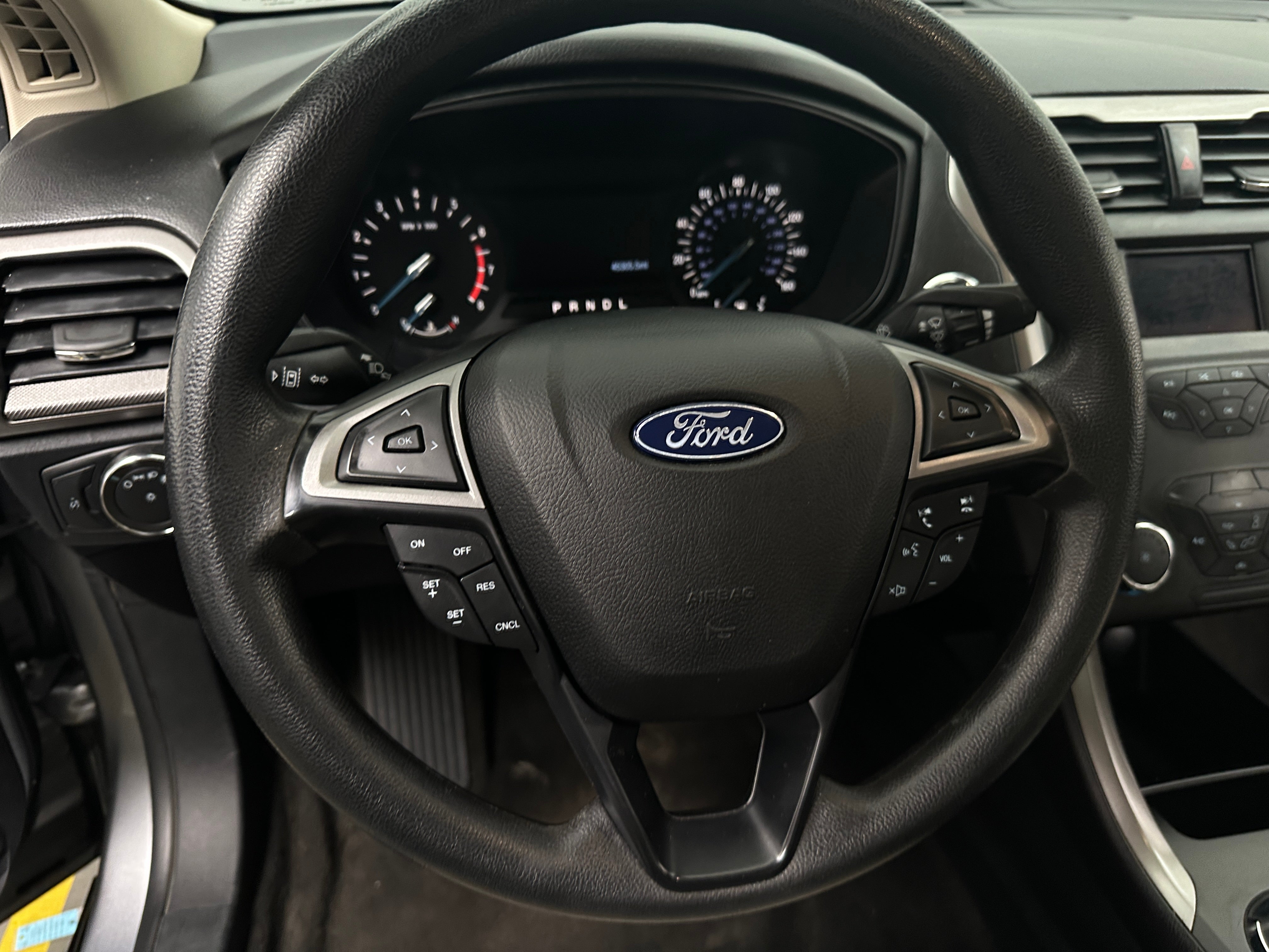 2020 Ford Fusion S 5