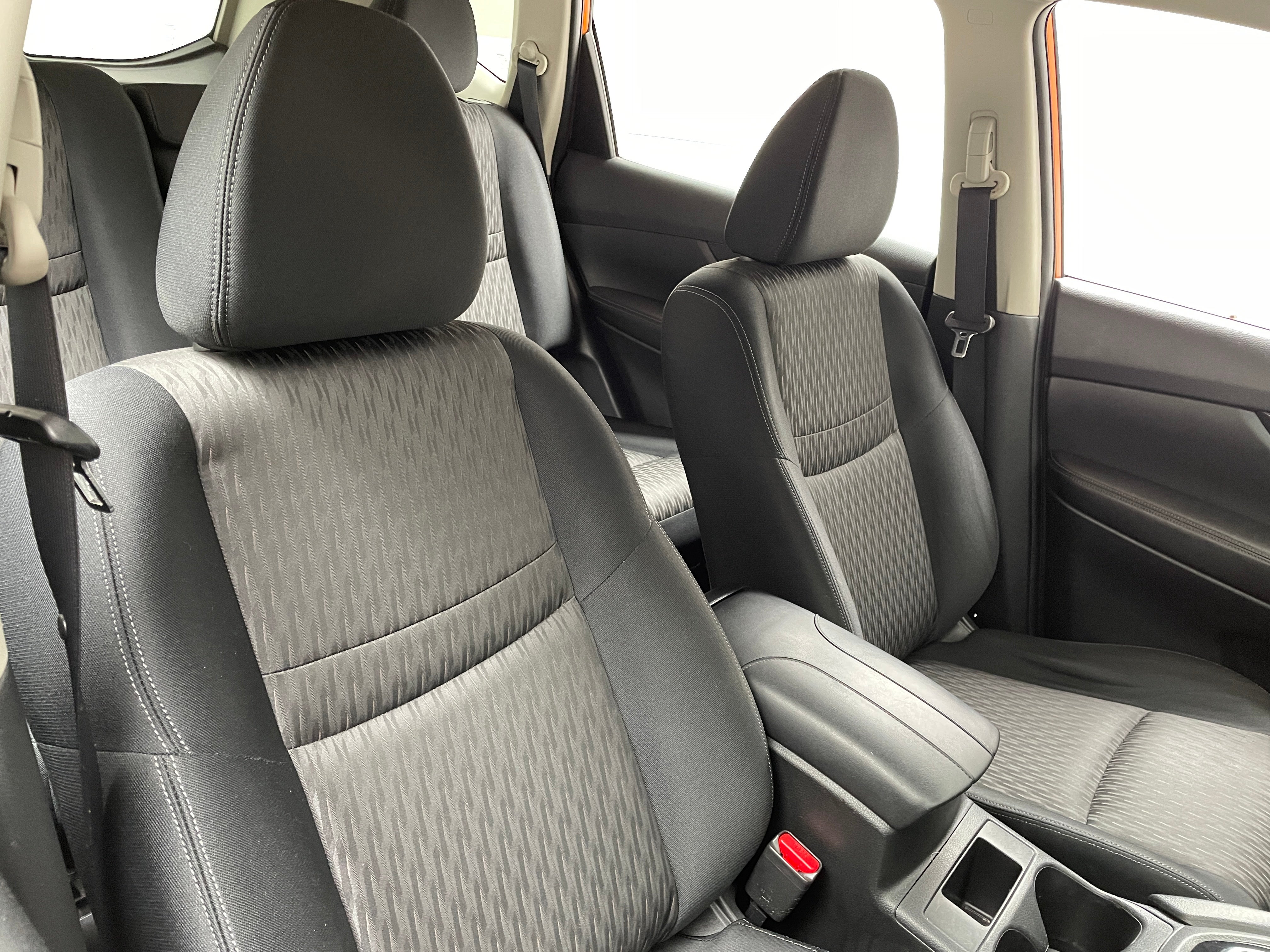 2017 Nissan Rogue S 2