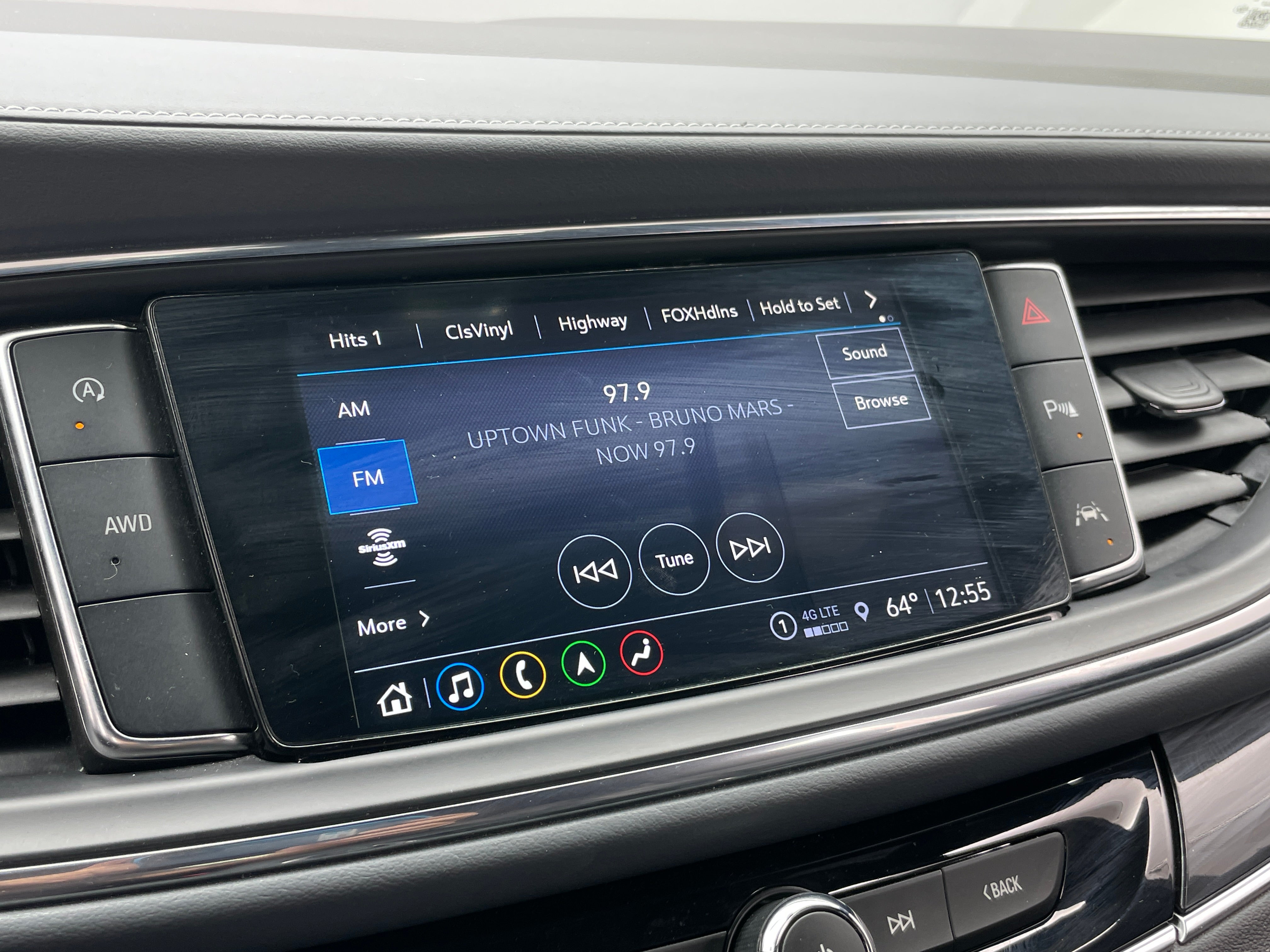 2024 Buick Enclave Premium 3