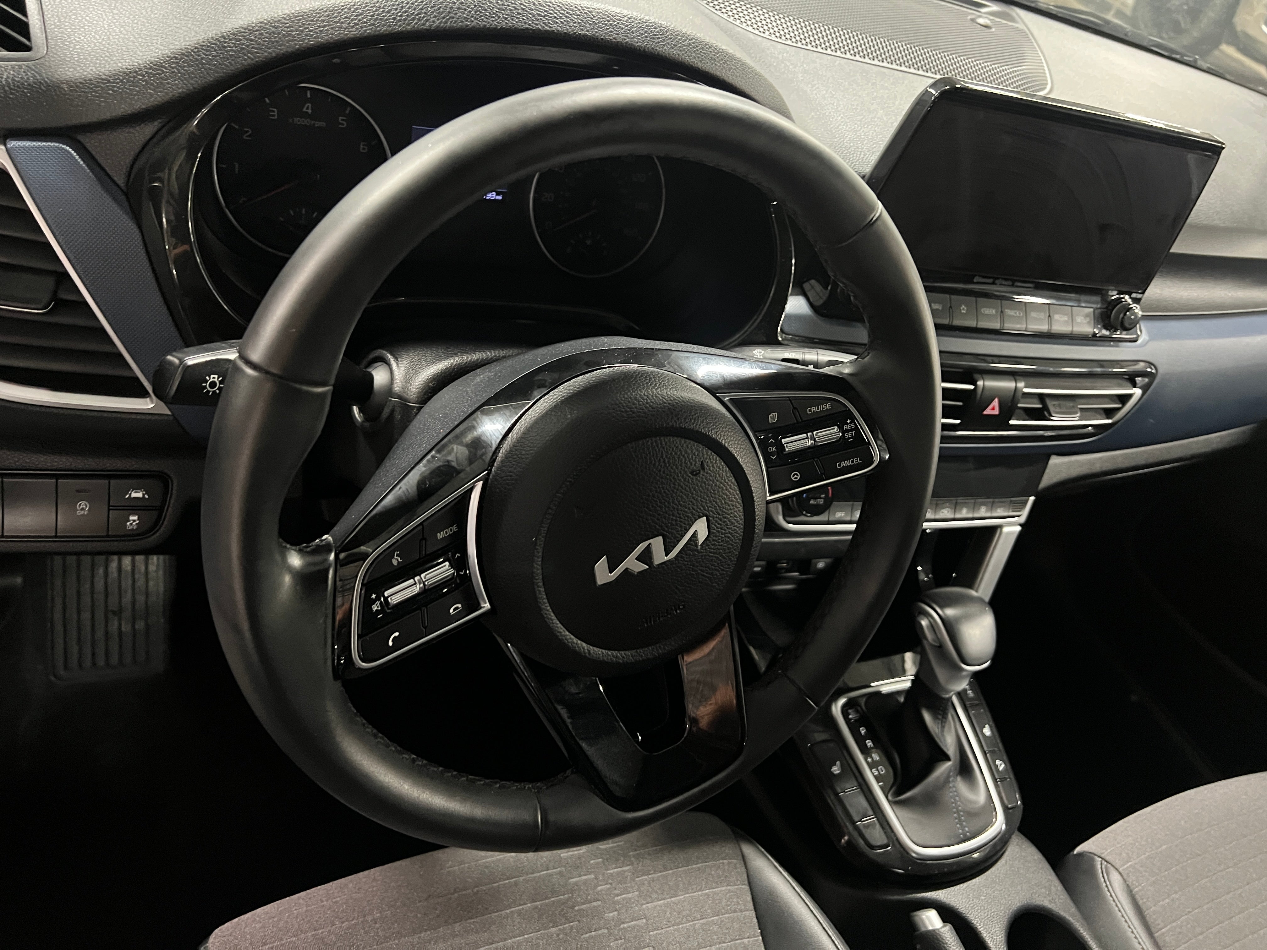 Thumbnail: 2022 Kia Seltos - 4