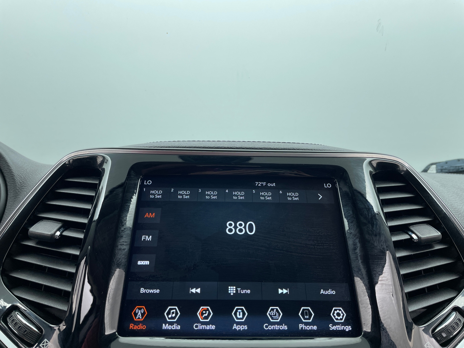Thumbnail: 2019 Jeep Cherokee - 3