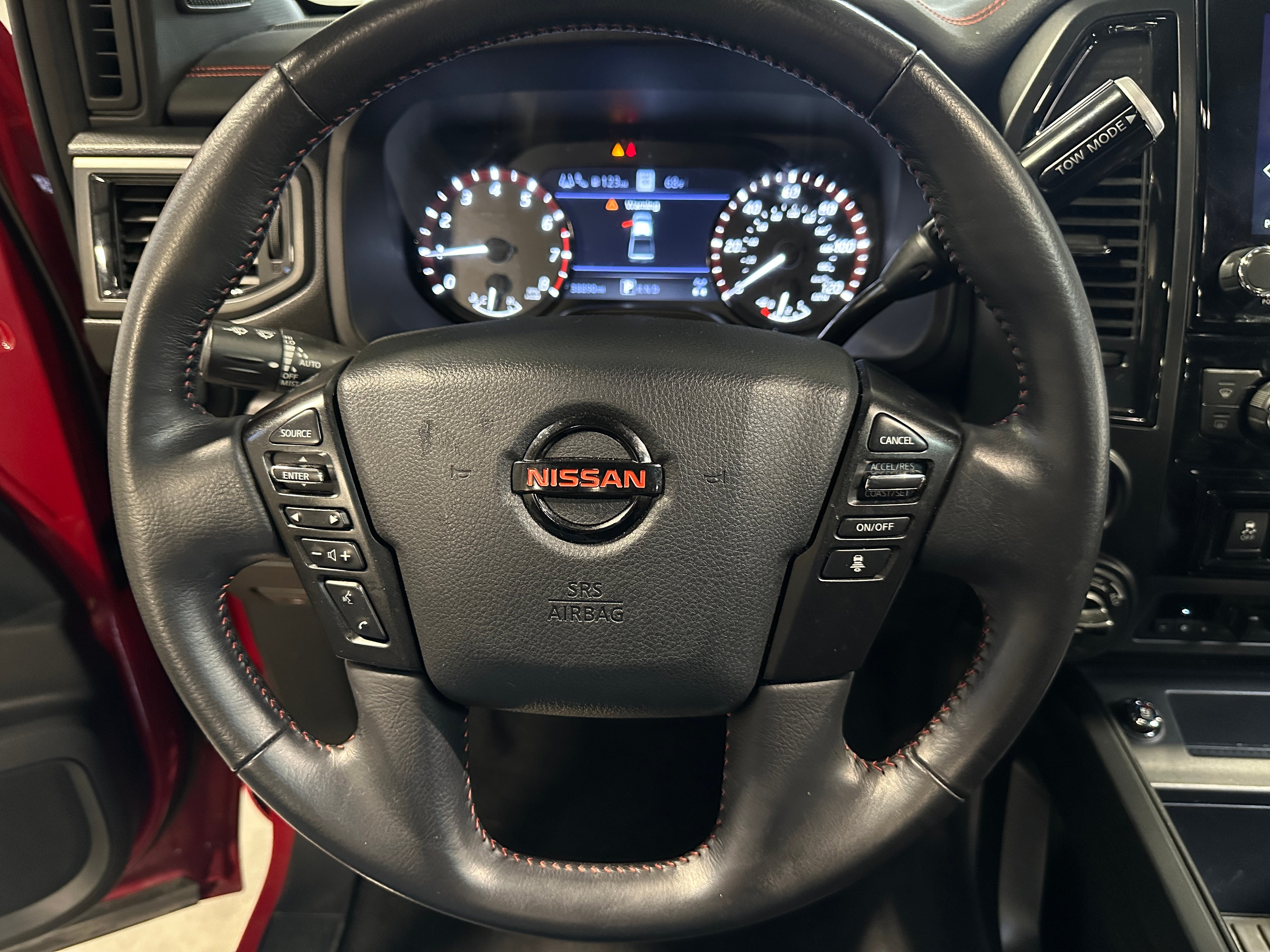 2022 Nissan Titan PRO-4X 5