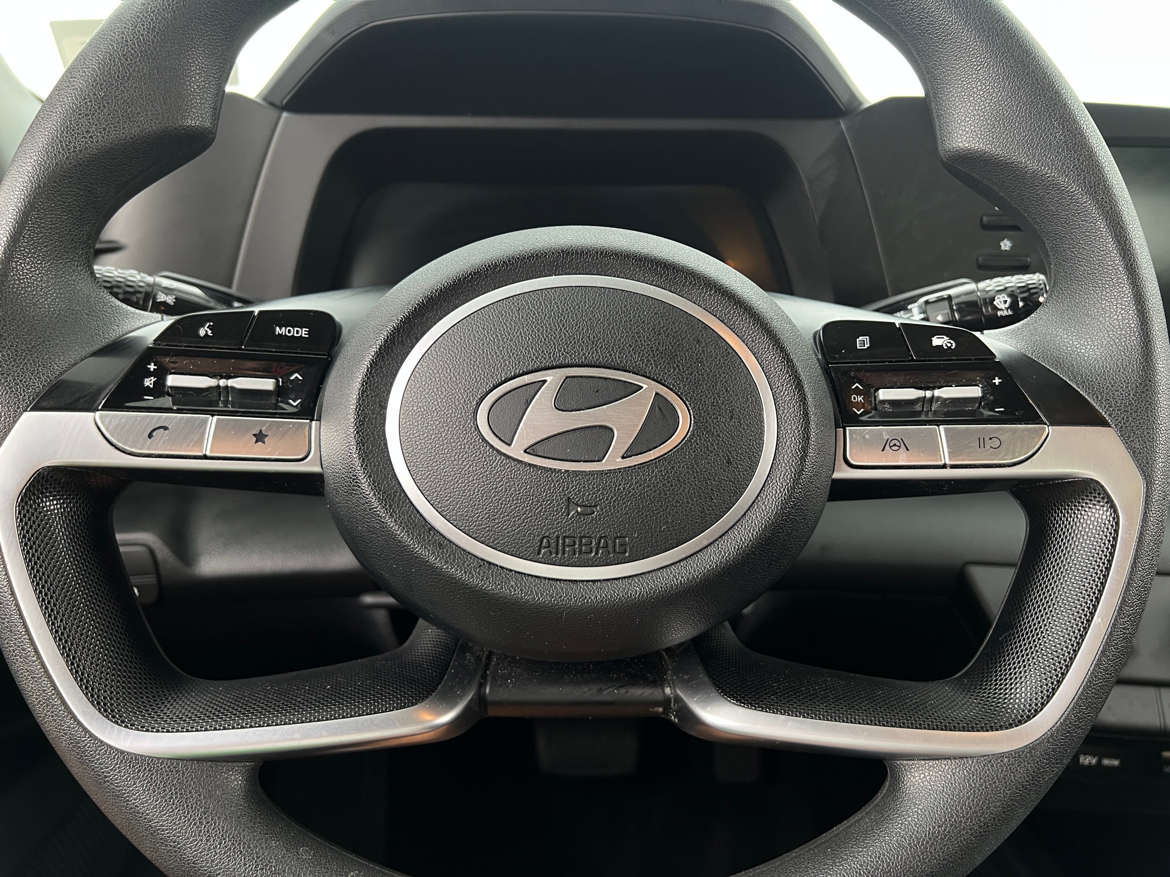 Thumbnail: 2024 Hyundai Elantra - 5