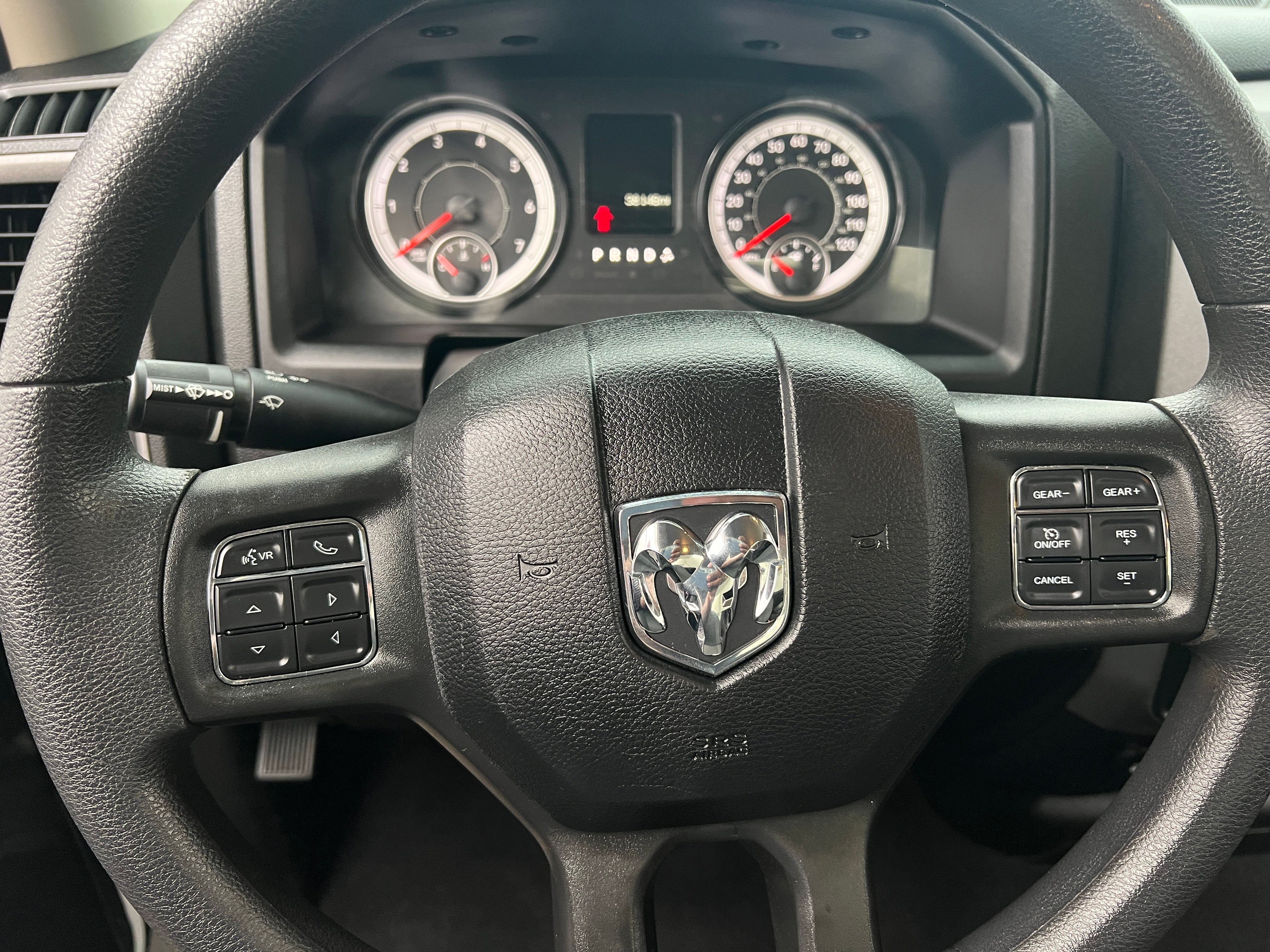 2021 RAM 1500 Classic Tradesman 3