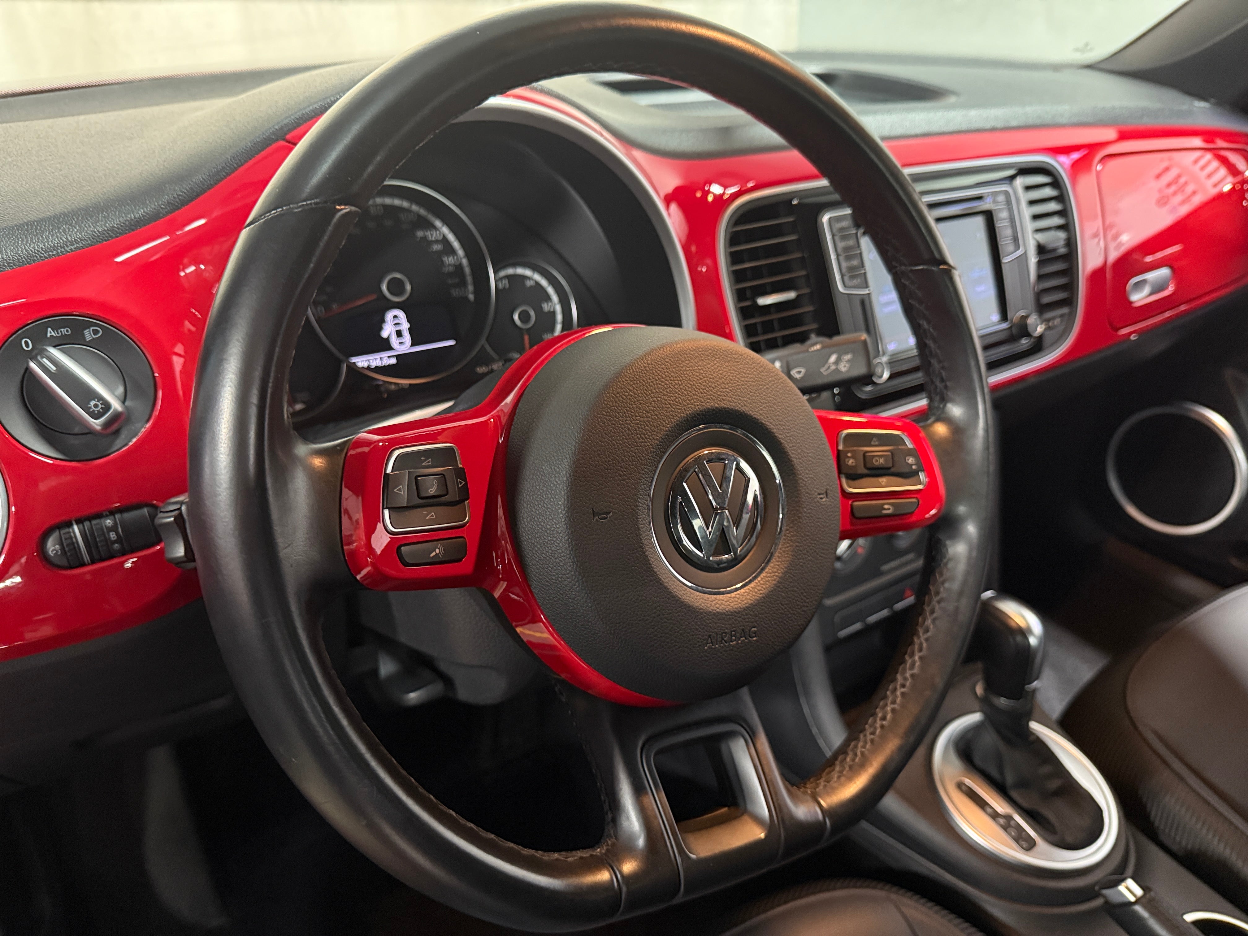 2016 Volkswagen Beetle SE 5