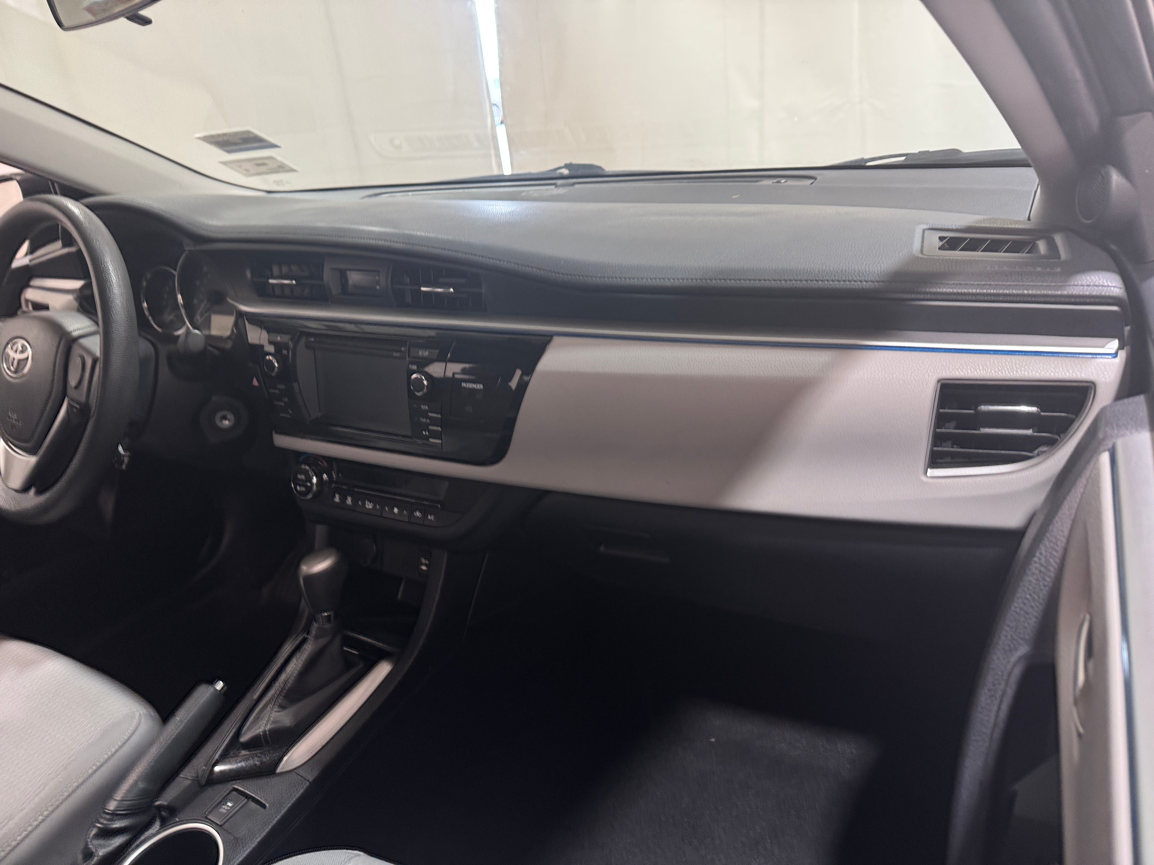2014 Toyota Corolla LE 3