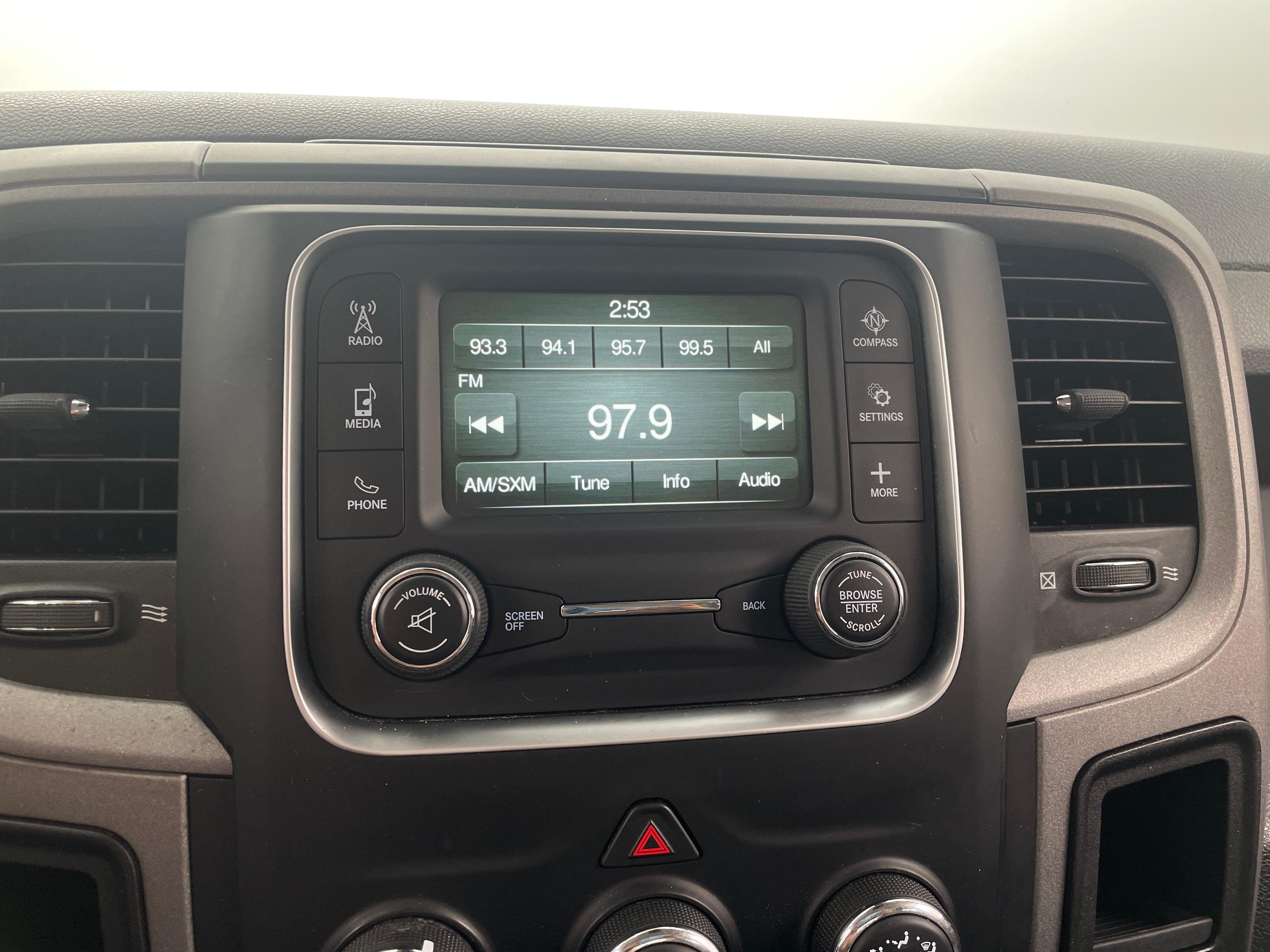 2014 RAM 2500 Tradesman 4